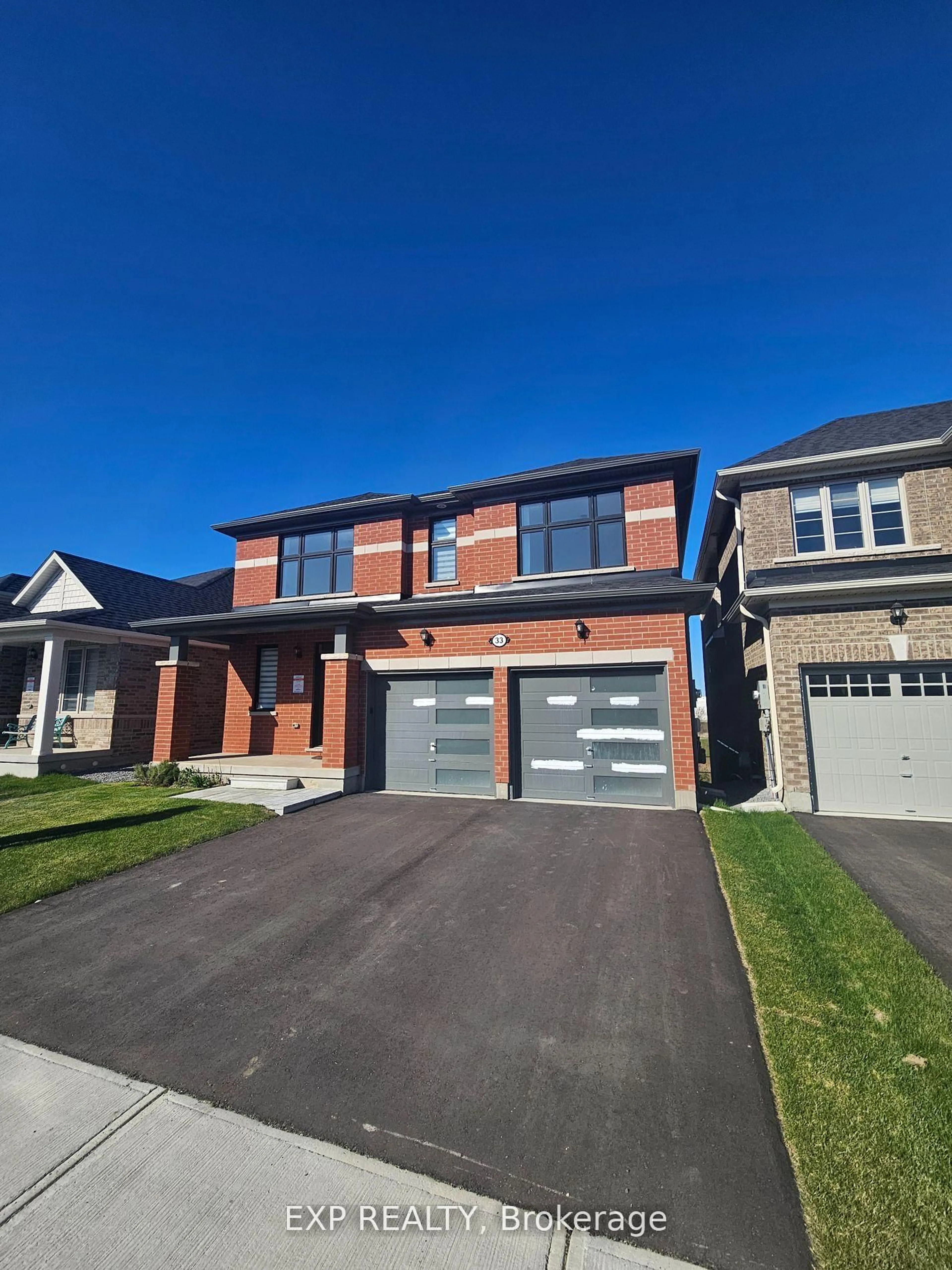 Home with brick exterior material, street for 33 John Dallimore Dr, Georgina Ontario L4P 0S6