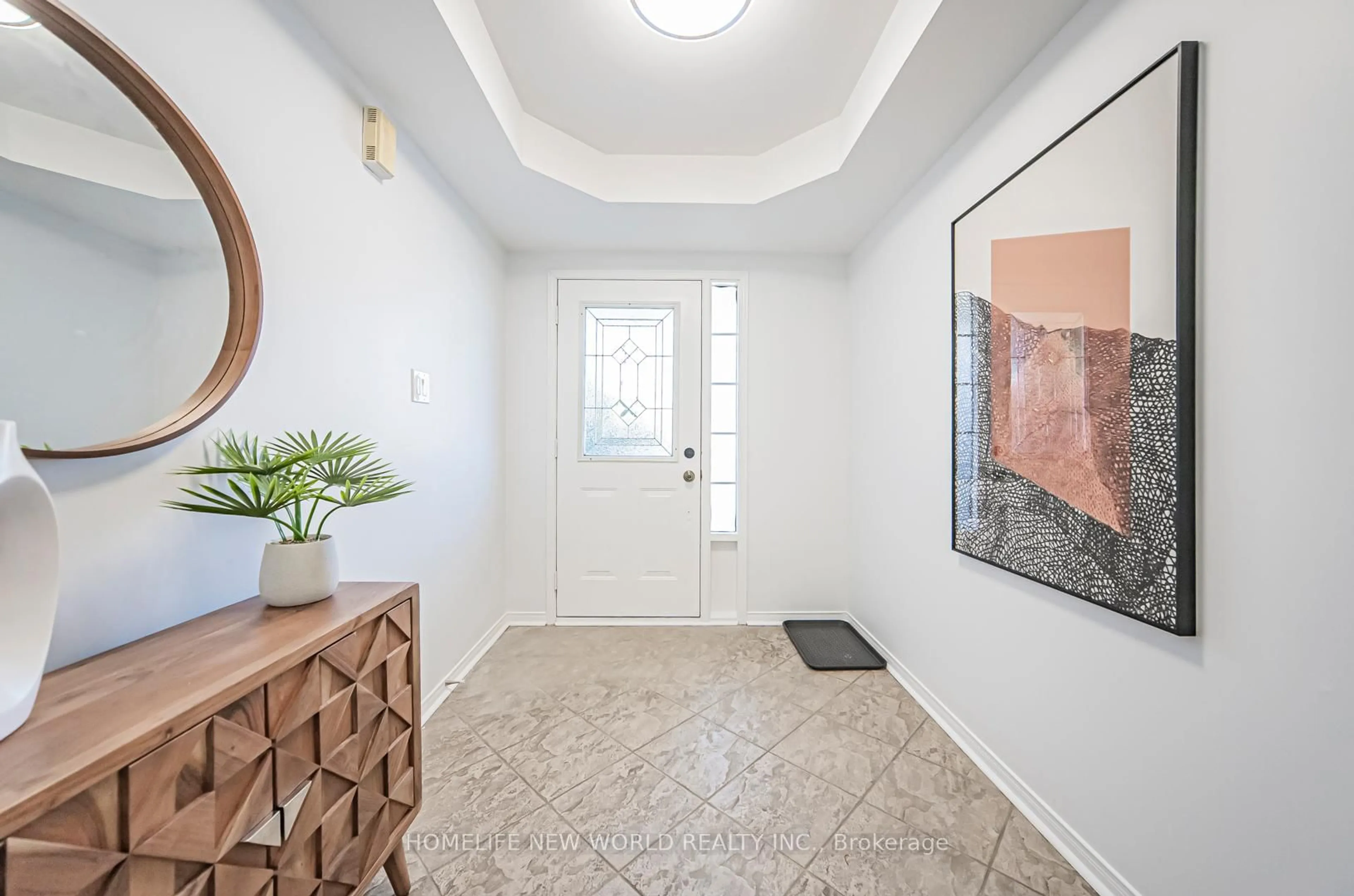 Indoor entryway for 67 Monteith Cres, Vaughan Ontario L6A 3M9