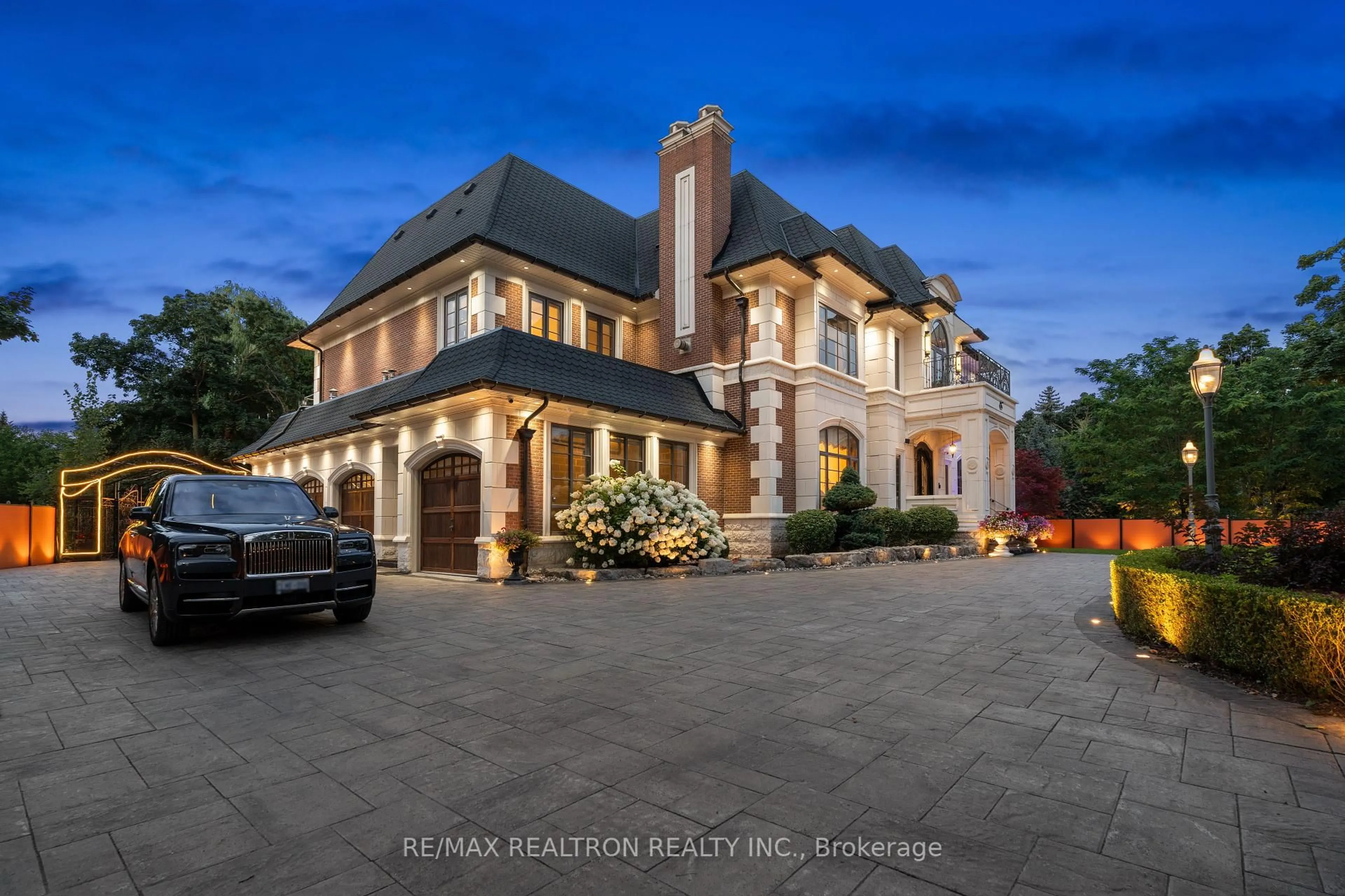 Unknown for 20 Bryson Dr, Richmond Hill Ontario L4C 6E3