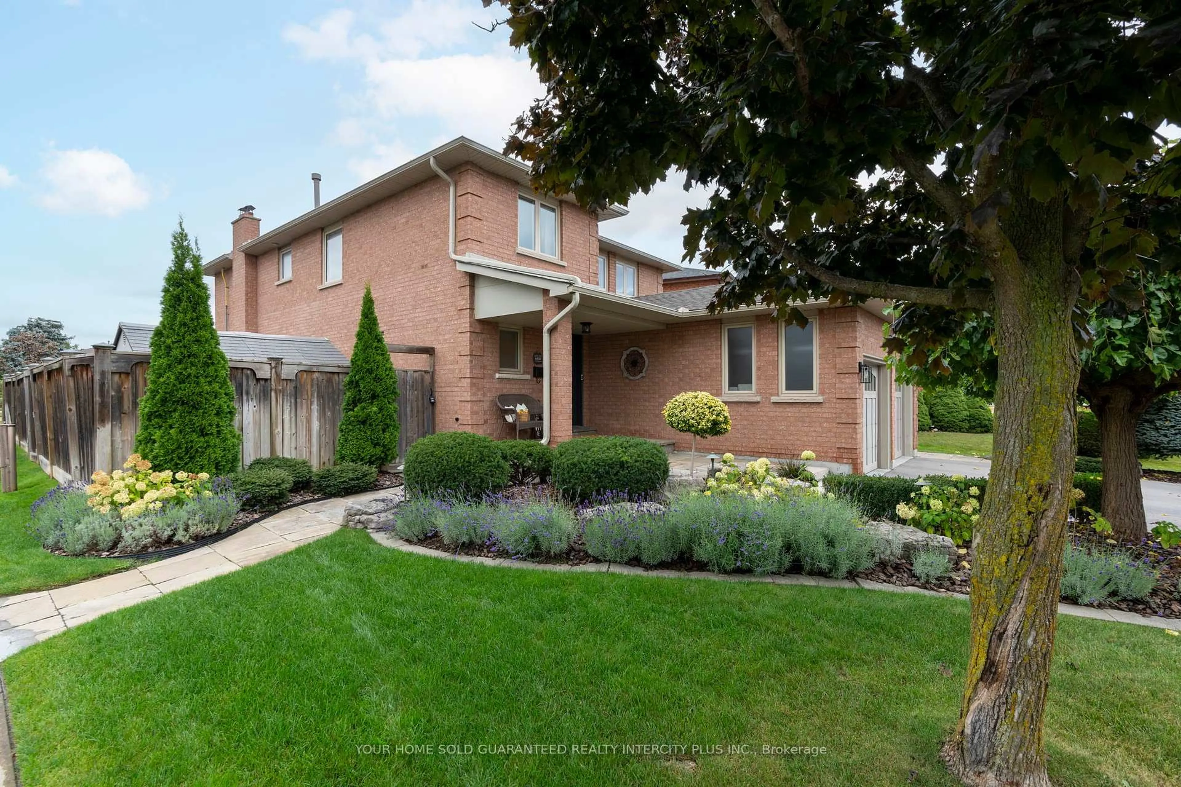 Home with brick exterior material, street for 86 Bellona St, Vaughan Ontario L4L 6R6