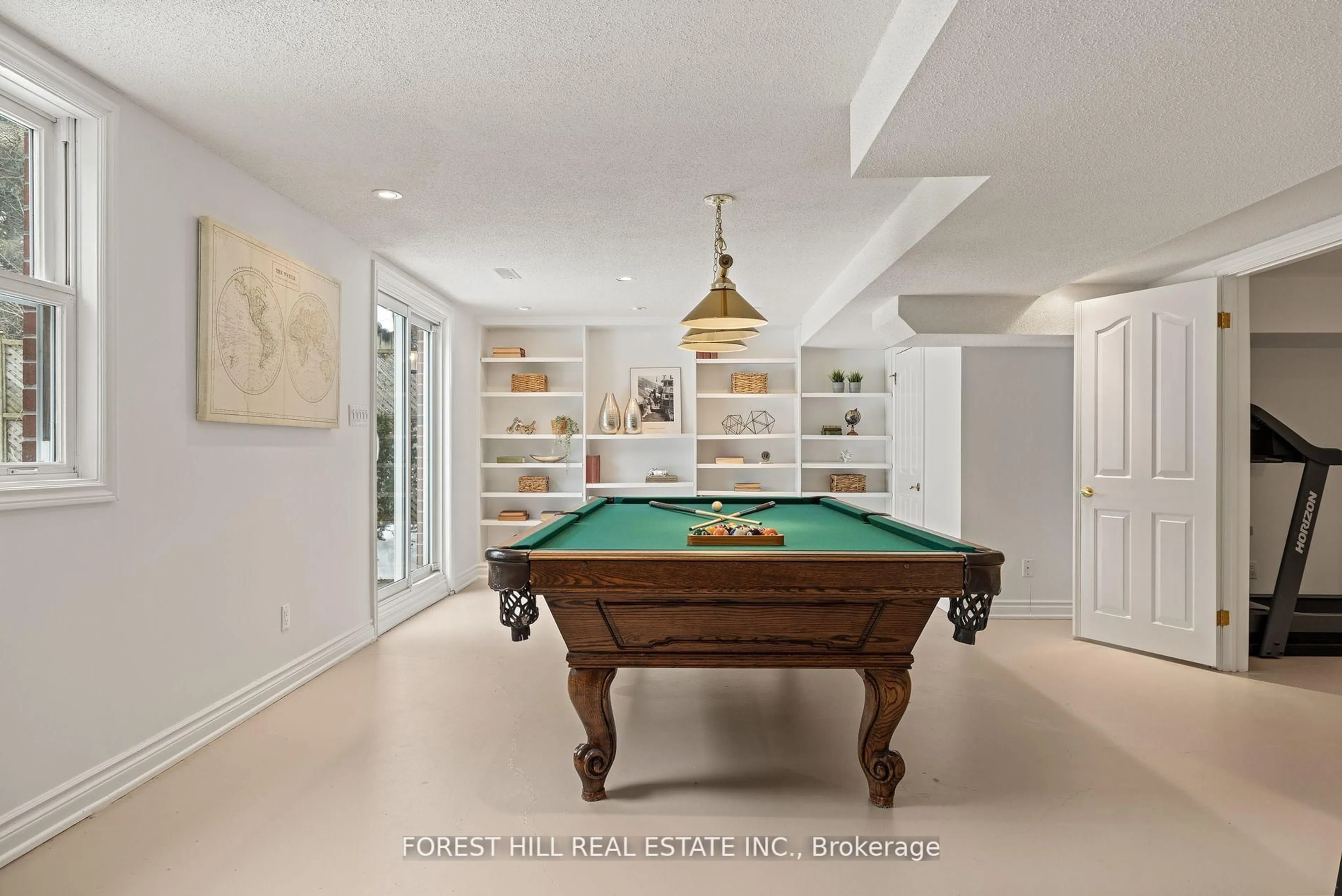 Unknown for 87 George St, Aurora Ontario L4G 2S3