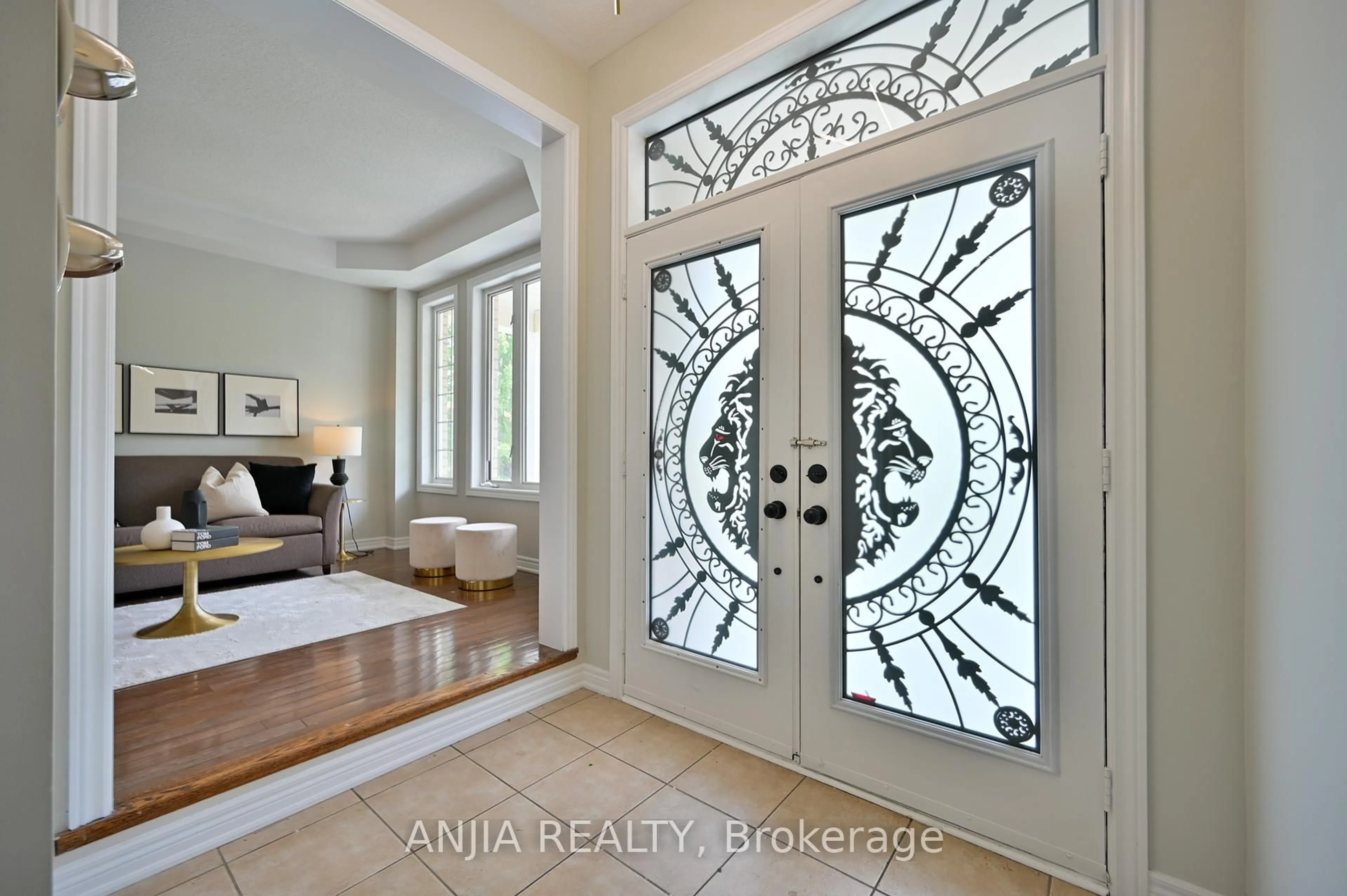 Indoor entryway for 24 Solace Rd, Markham Ontario L6E 0A3