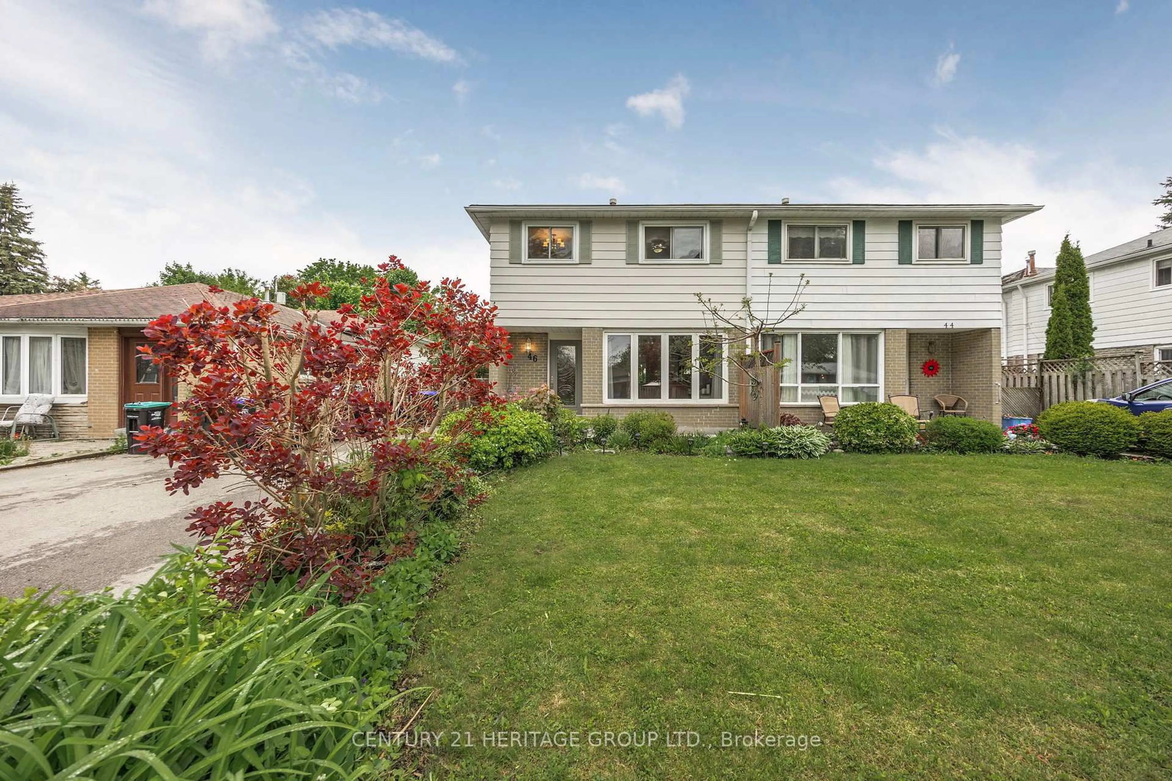 A pic from outside/outdoor area/front of a property/back of a property/a pic from drone, unknown for 46 Adeline Ave, New Tecumseth Ontario L0G 1W0