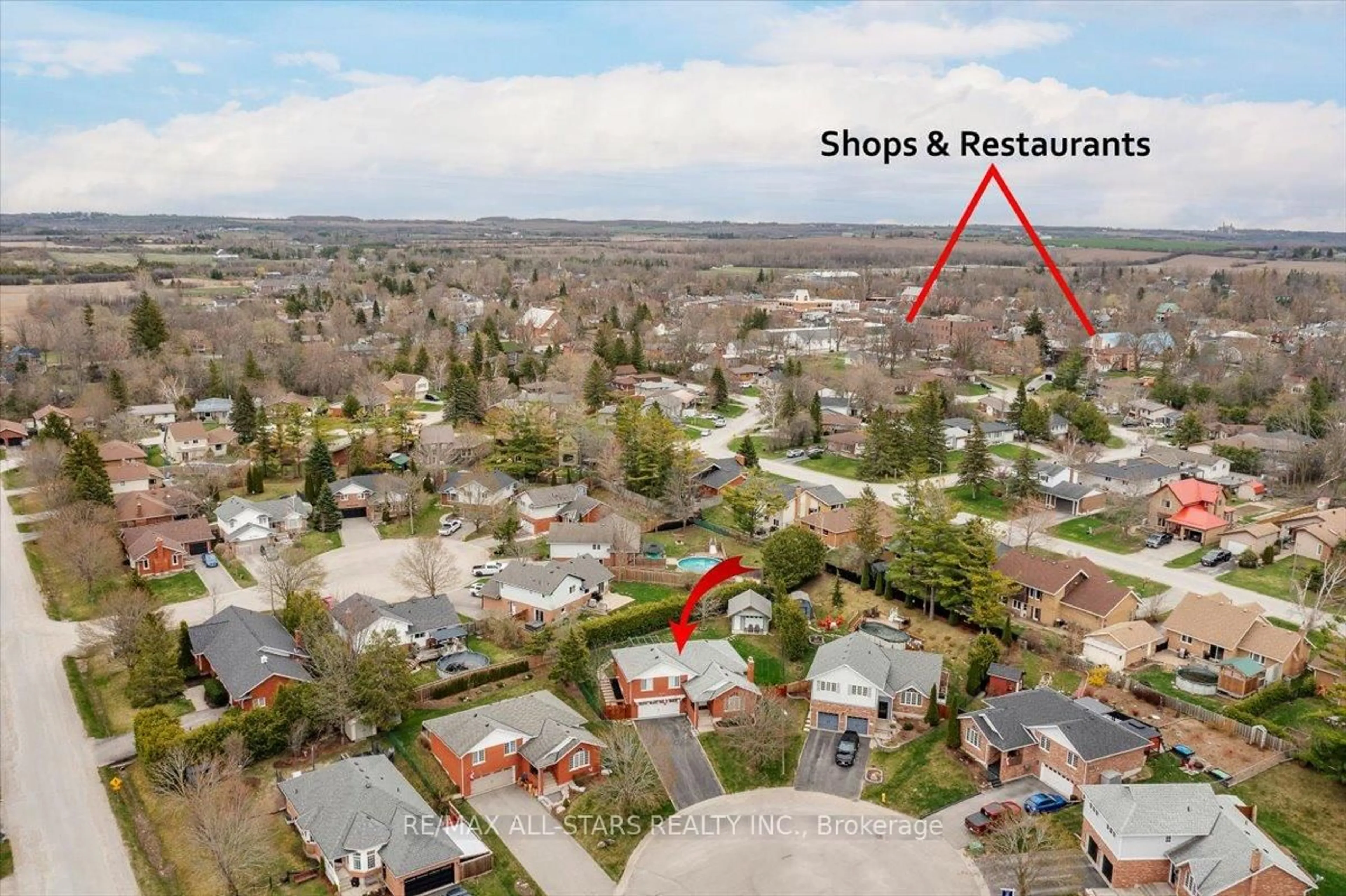 A pic from outside/outdoor area/front of a property/back of a property/a pic from drone, street for 12 David Cres, Brock Ontario L0E 1E0