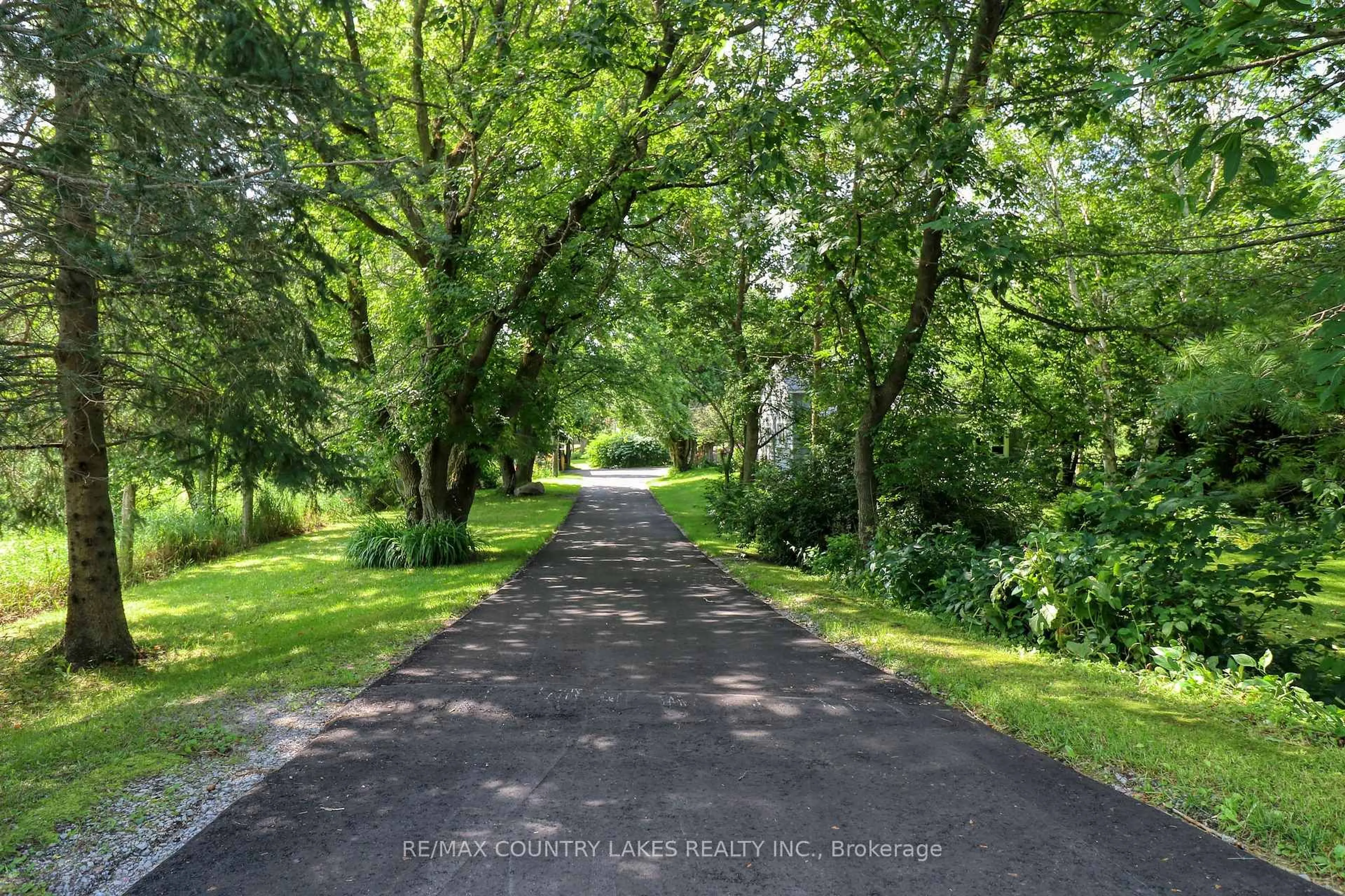 A pic from outside/outdoor area/front of a property/back of a property/a pic from drone, street for 1330 Concession 5 Rd, Brock Ontario L0C 1H0