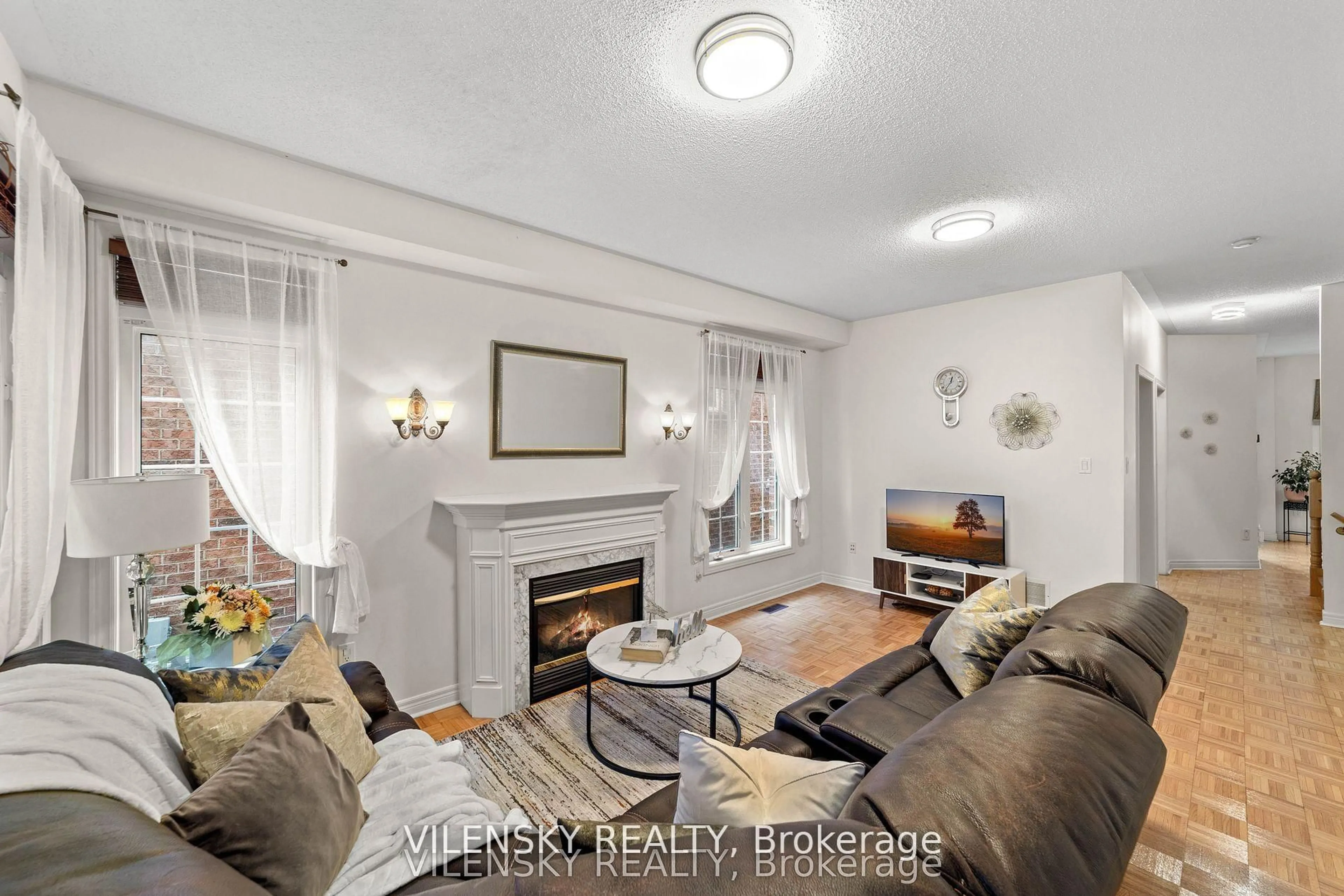 Living room with furniture, unknown for 37 Balsamwood Rd, Vaughan Ontario L4J 9E2