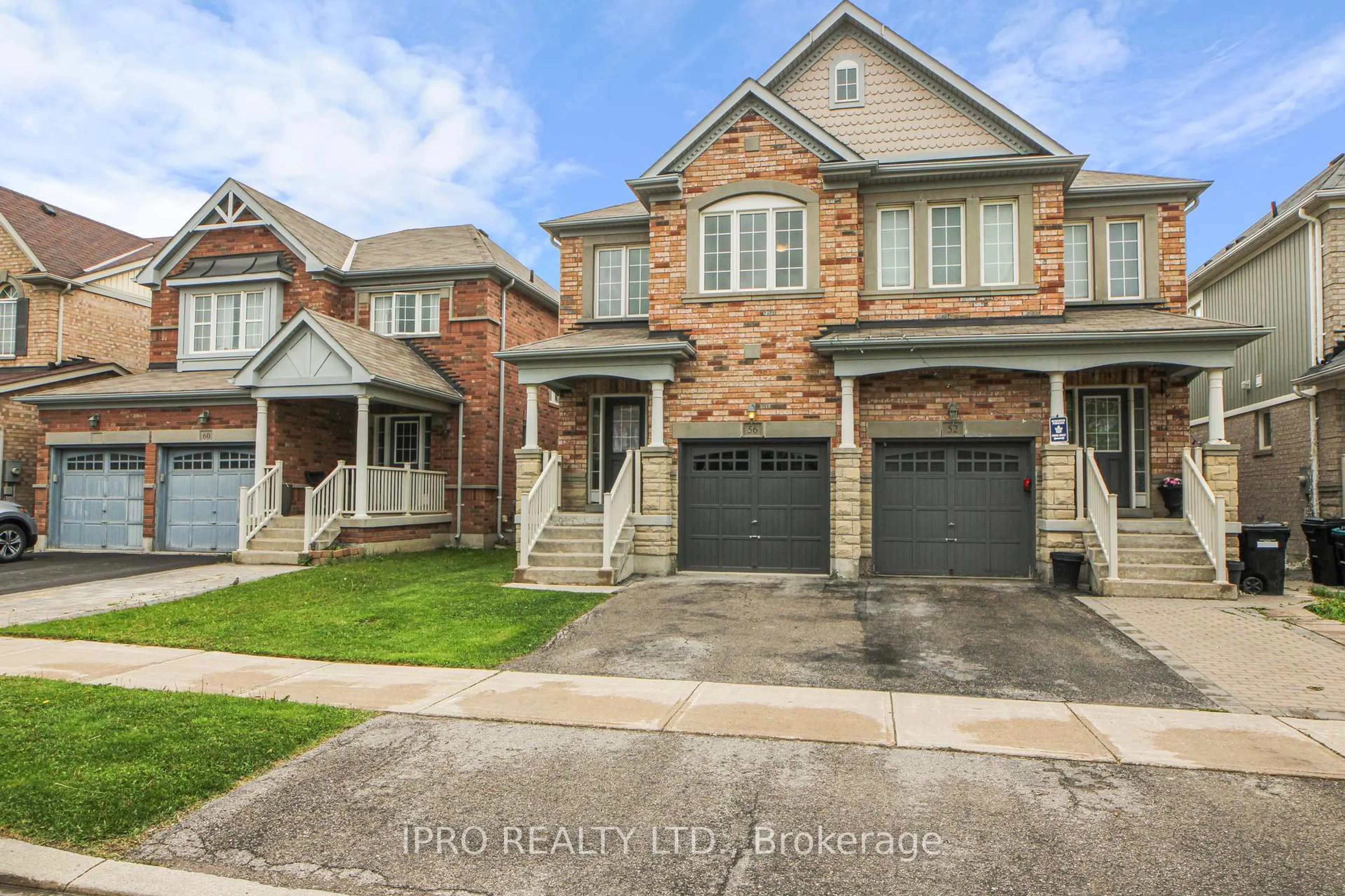 Home with brick exterior material, street for 56 Acorn Lane, Bradford West Gwillimbury Ontario L3Z 0H6