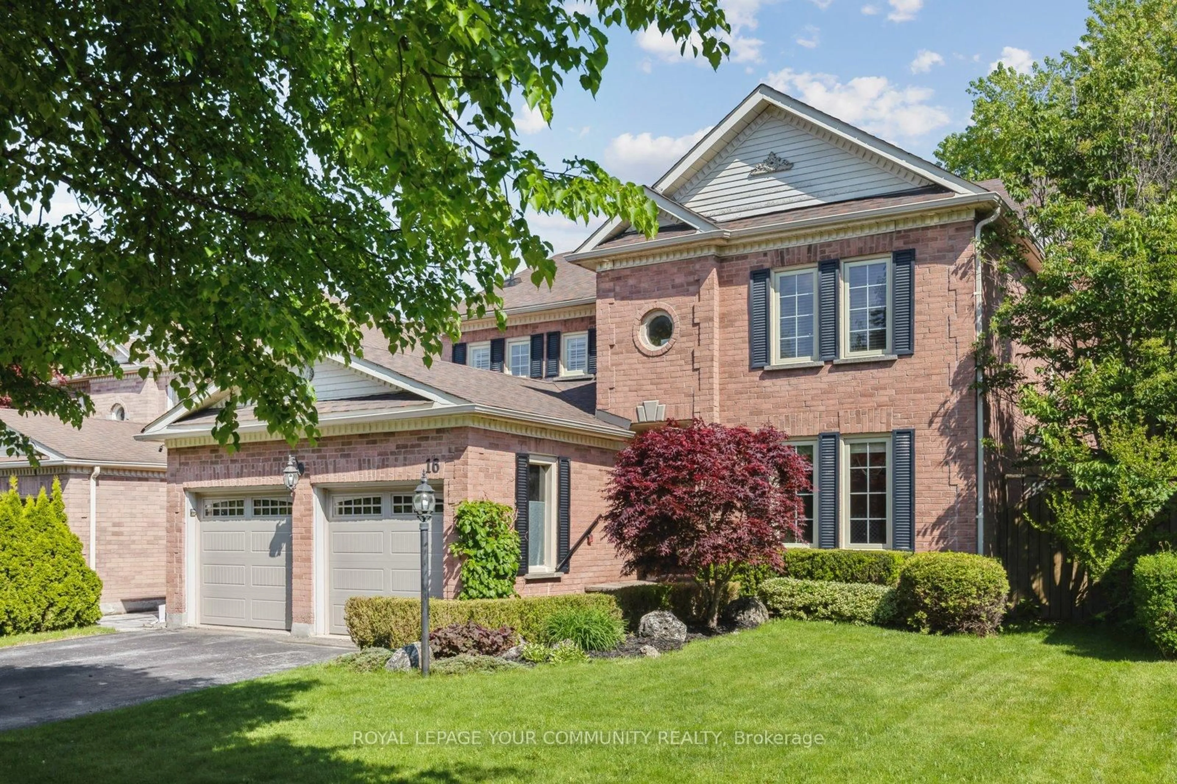 Home with brick exterior material, street for 16 White Lodge Cres, Richmond Hill Ontario L4C 8Z7
