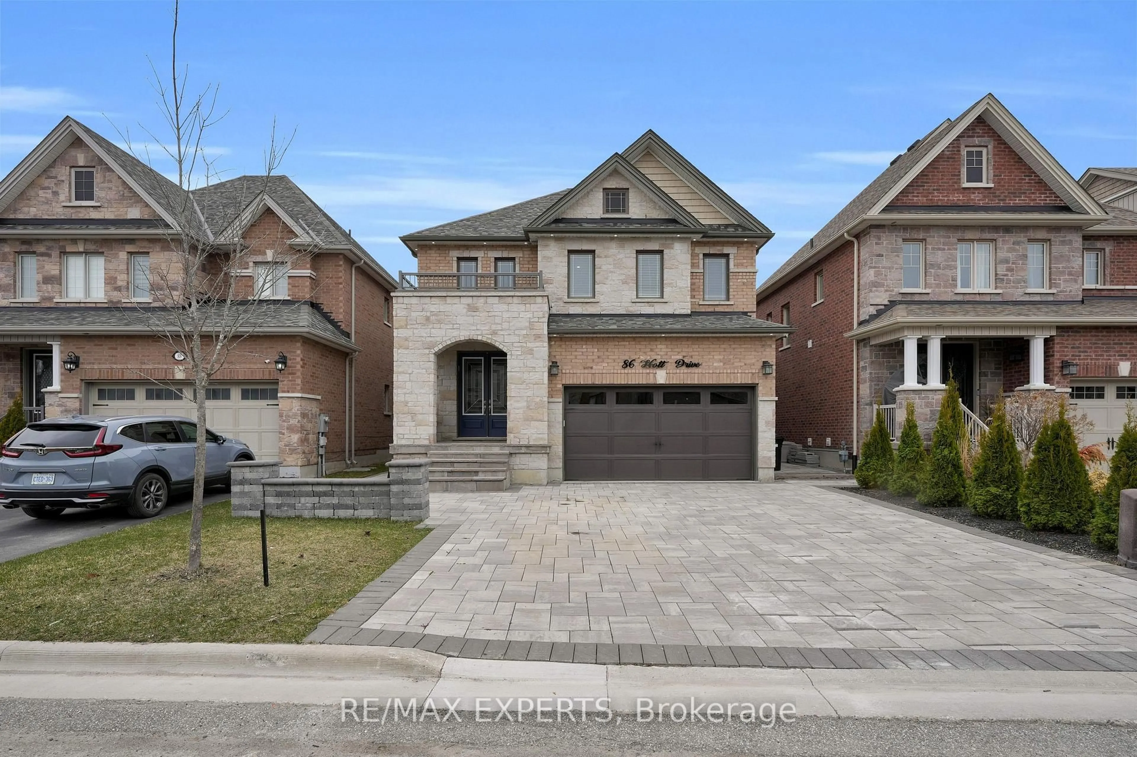 Home with brick exterior material, street for 86 Holt Dr, New Tecumseth Ontario L9R 0R2