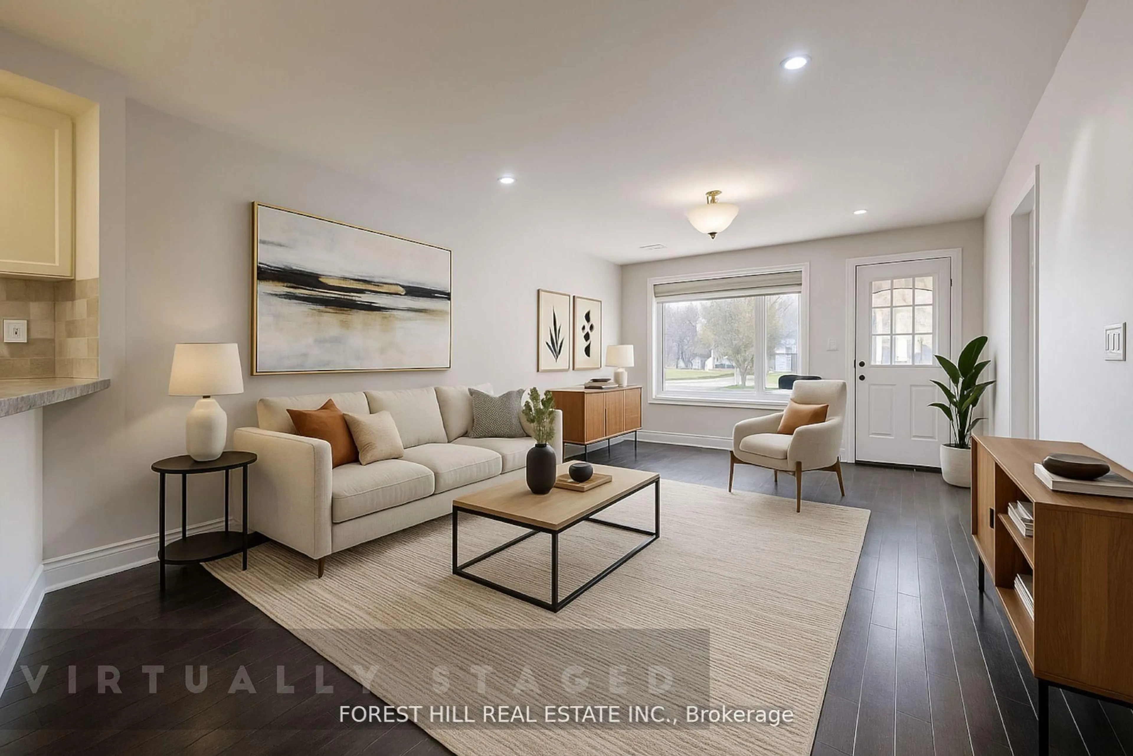 Living room with furniture, unknown for 1118 Gilford Rd, Innisfil Ontario L0L 1R0