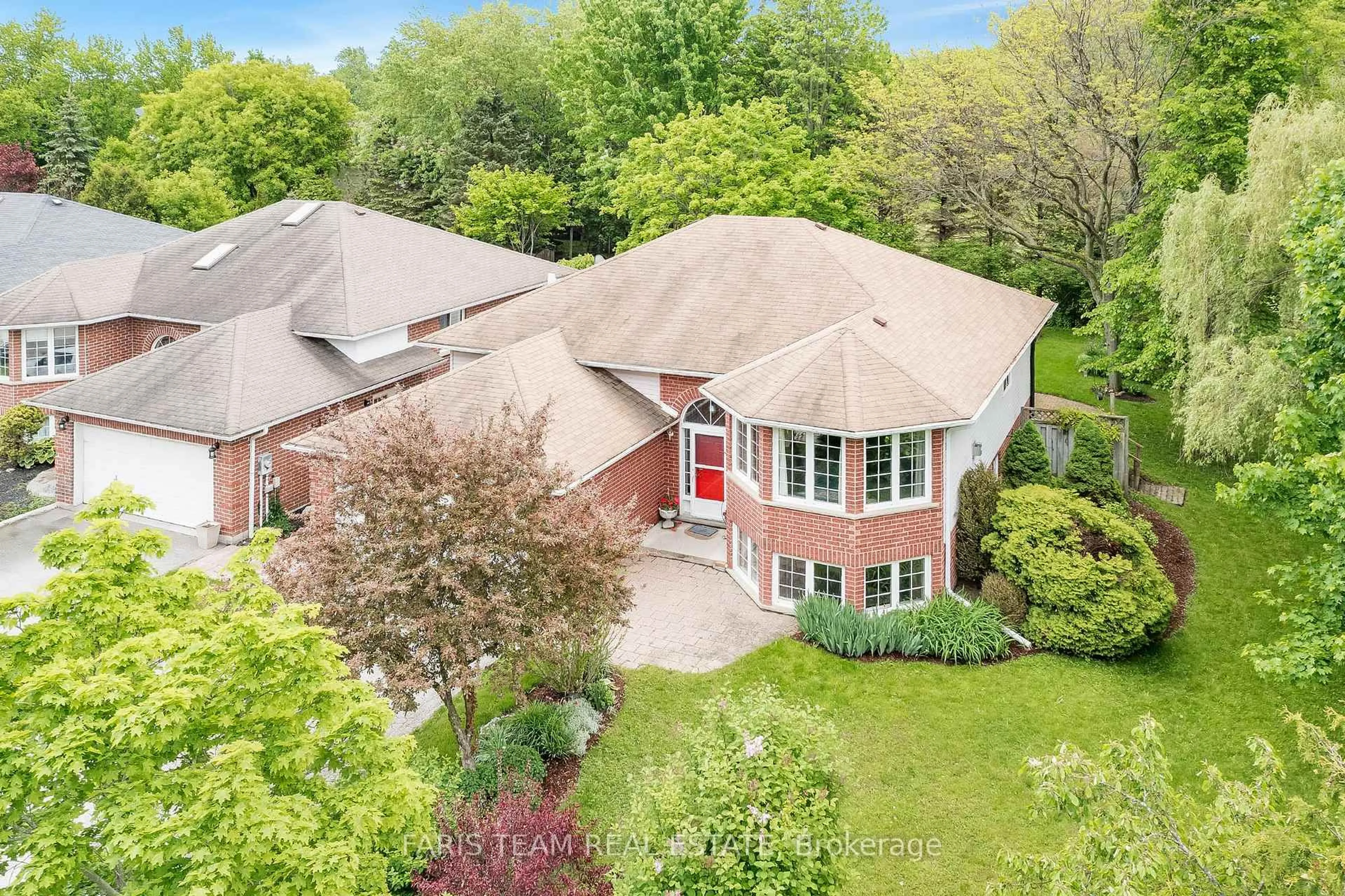A pic from outside/outdoor area/front of a property/back of a property/a pic from drone, street for 23 English Dr, New Tecumseth Ontario L0G 1A0