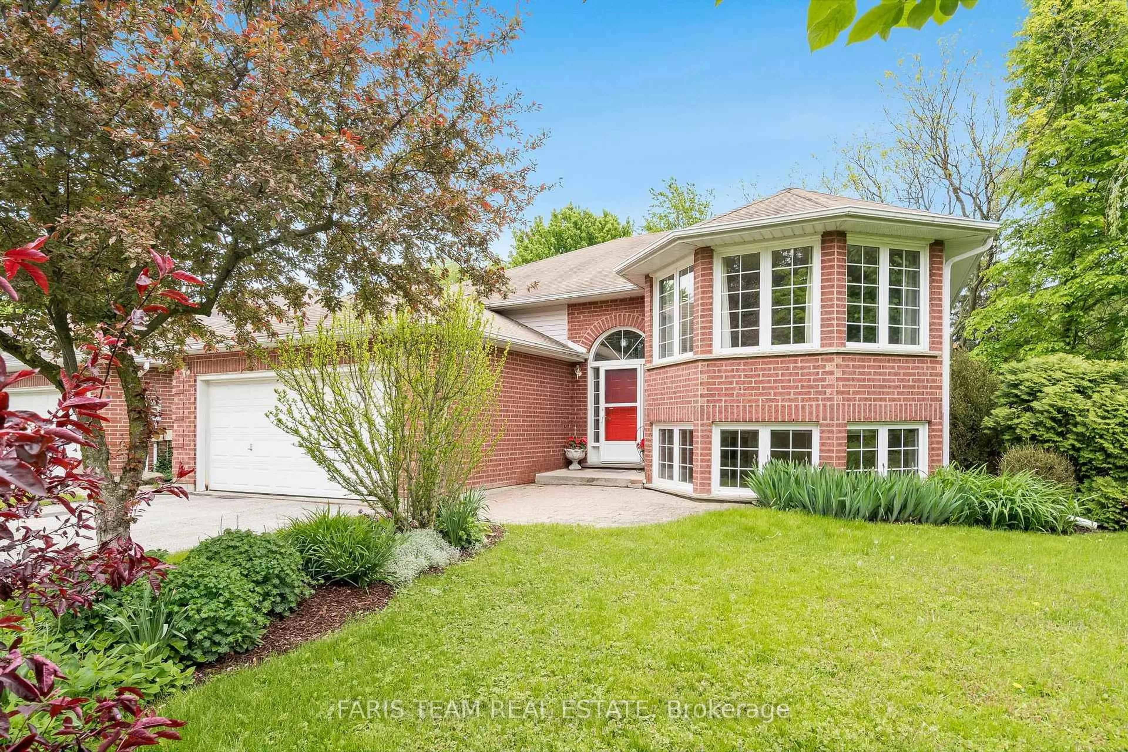 Home with brick exterior material, street for 23 English Dr, New Tecumseth Ontario L0G 1A0