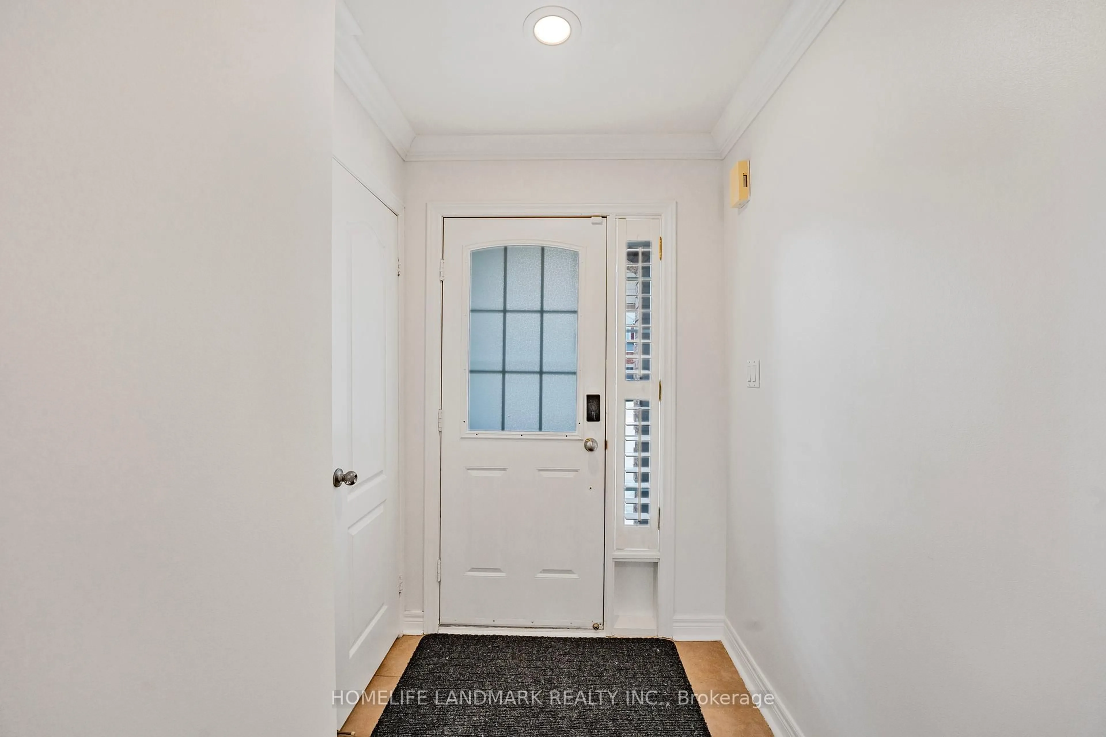 Indoor entryway for 95 Giancola Cres, Vaughan Ontario L6A 2T5