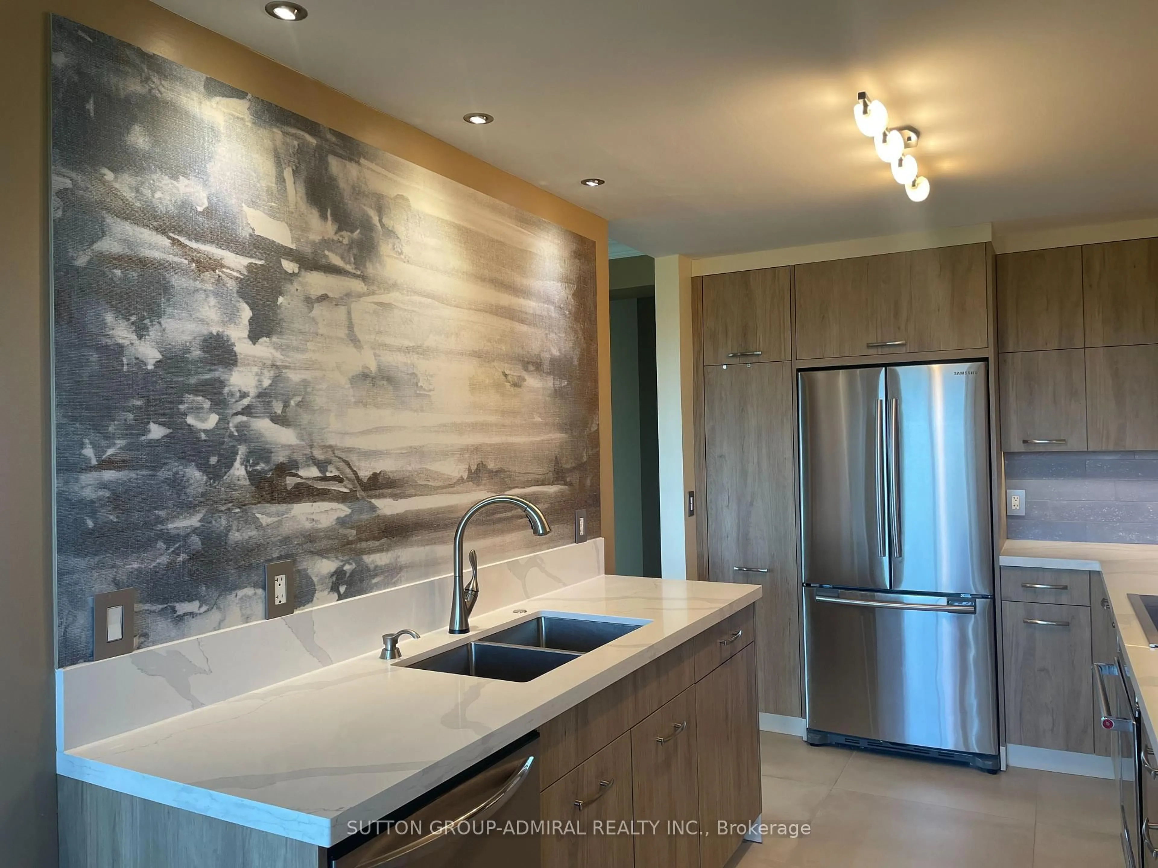 Contemporary kitchen, unknown for 2 Maison Parc Crt #705, Vaughan Ontario L4J 9K4