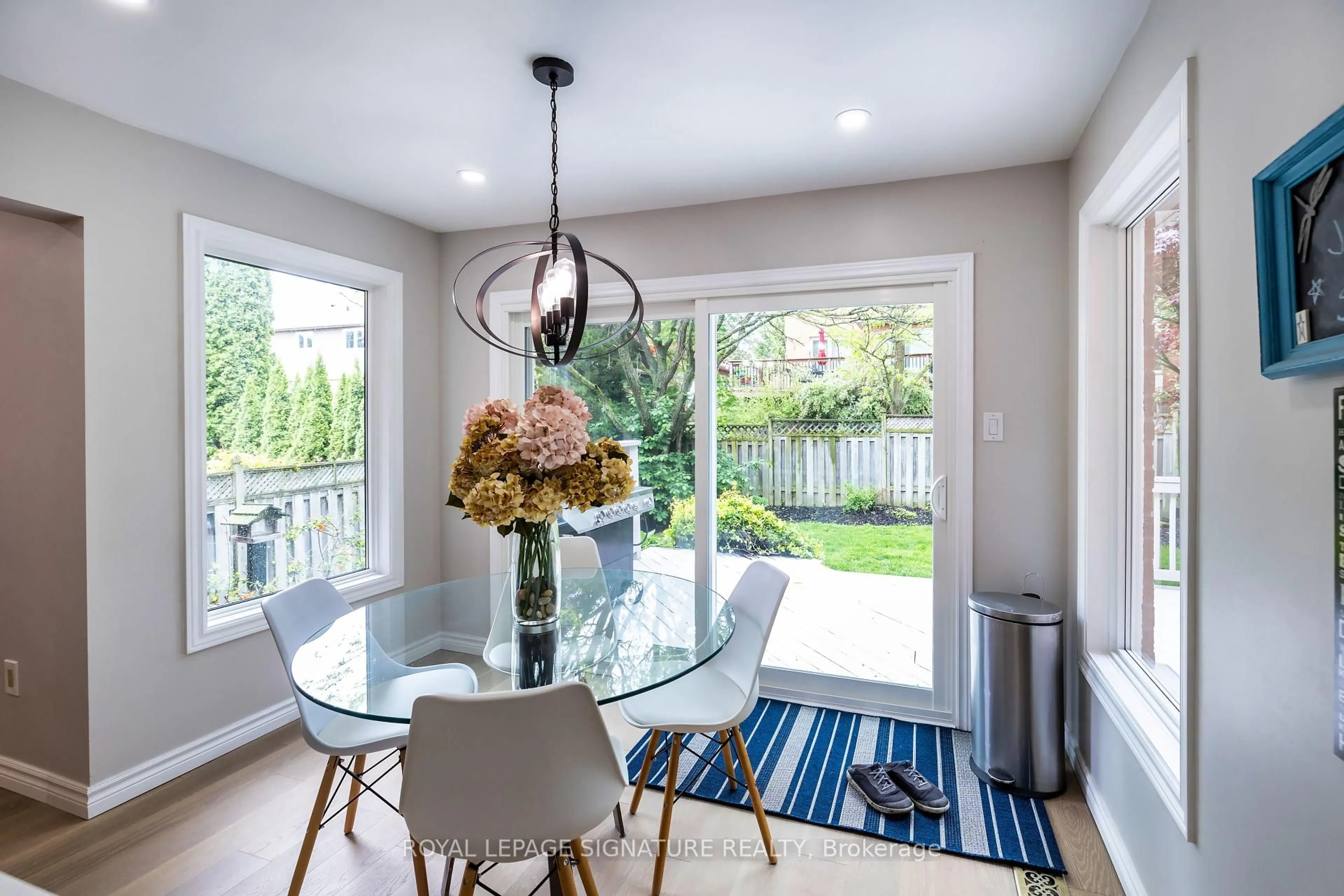 Dining room, unknown for 27 Twelve Oaks Dr, Aurora Ontario L4G 6J5