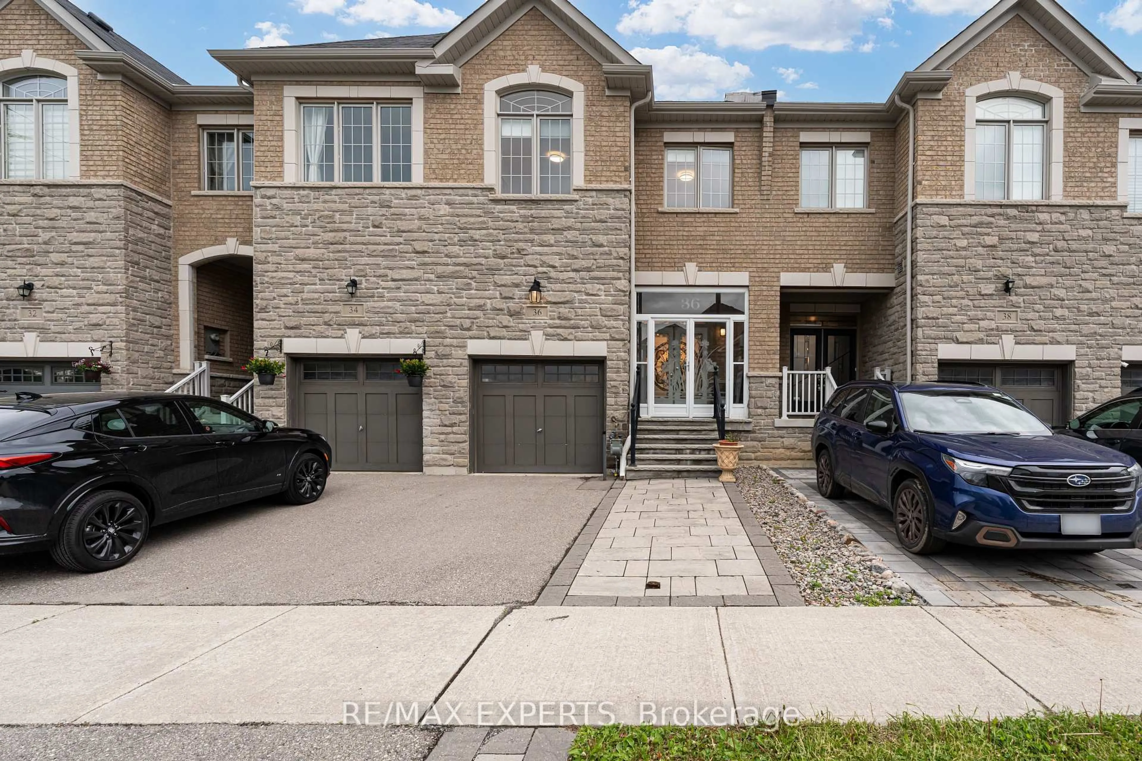 Home with brick exterior material, street for 36 Port Arthur Cres, Richmond Hill Ontario L4E 1B5