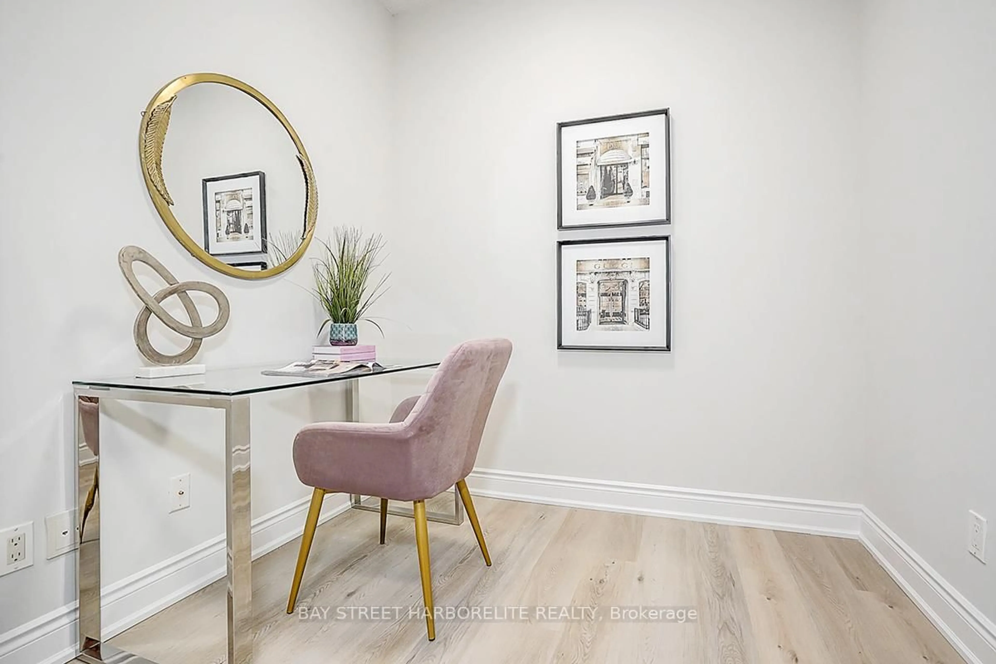 A pic of a room for 8130 Birchmount Rd #812, Markham Ontario L6G 0E4