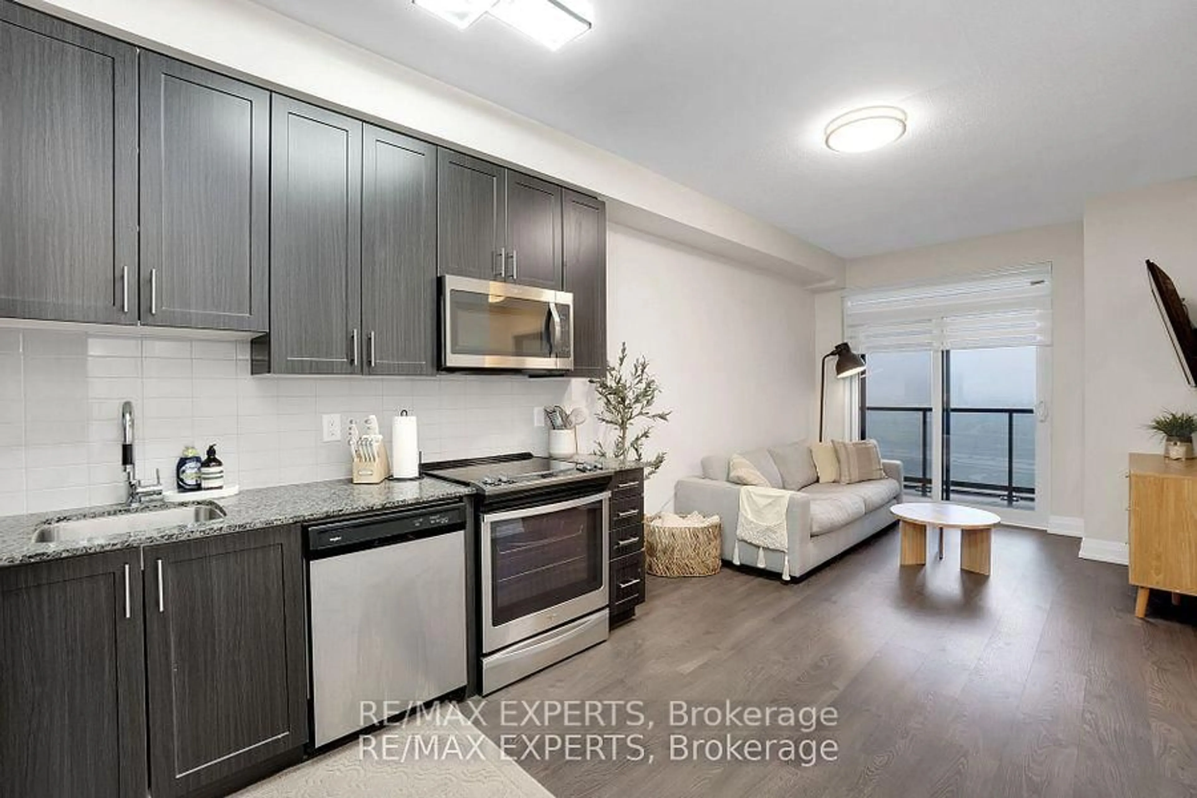 Open concept kitchen, unknown for 3700 Highway 7 Rd #2601, Vaughan Ontario L4L 1A6