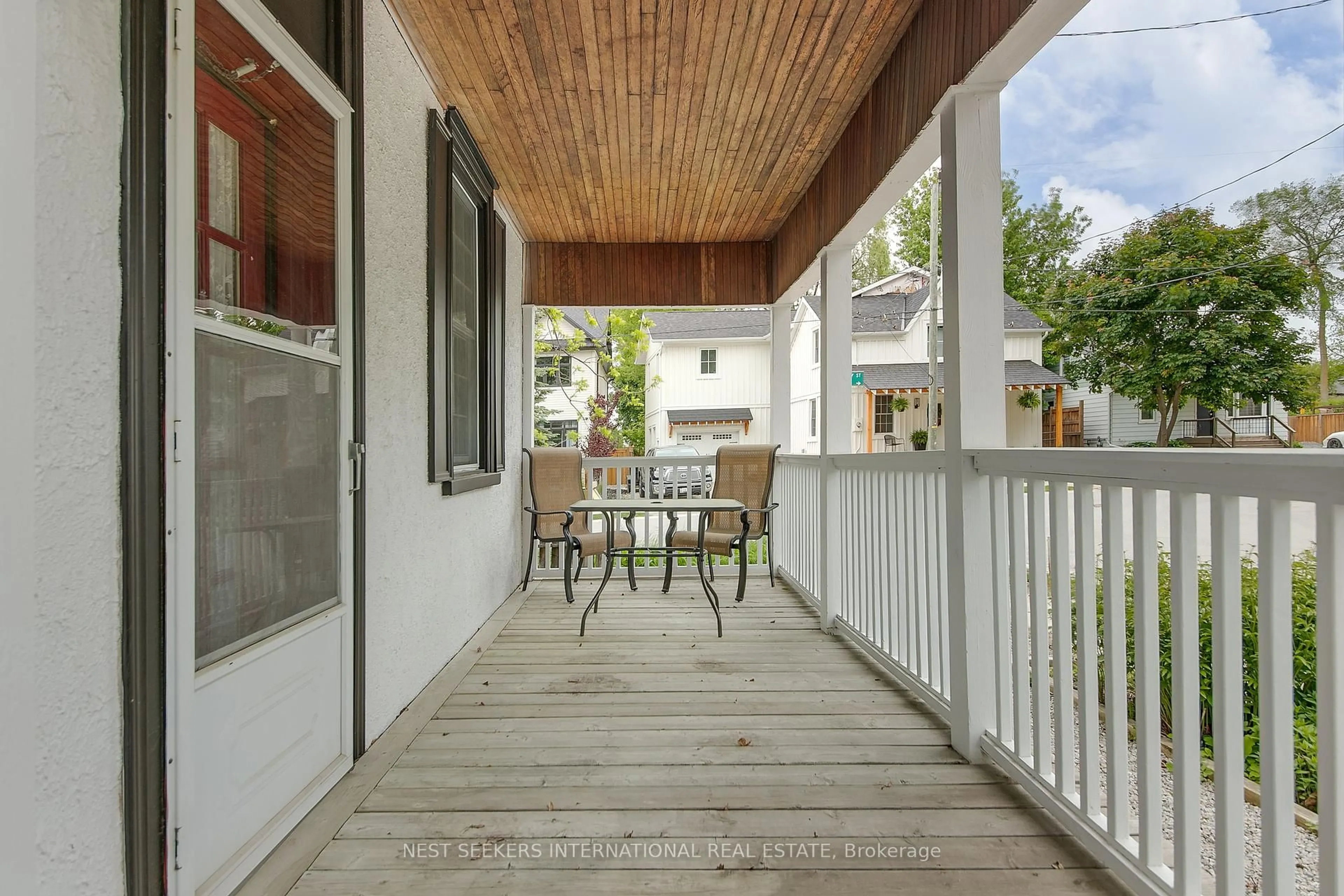 Patio, street for 2 Empress Lane, Innisfil Ontario L0L 1L0