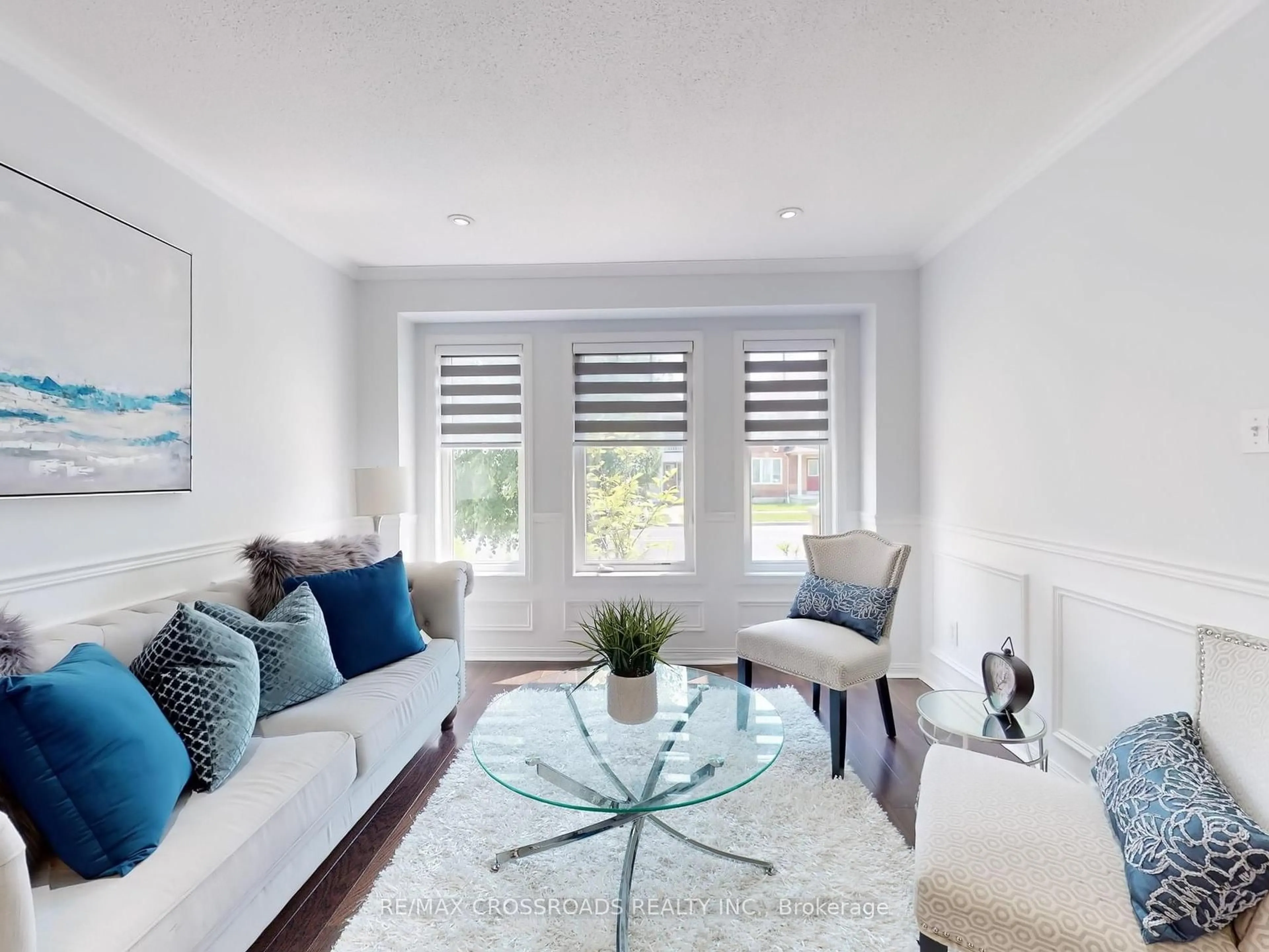 Living room with furniture, unknown for 244 White's Hill Ave, Markham Ontario L6B 1K1