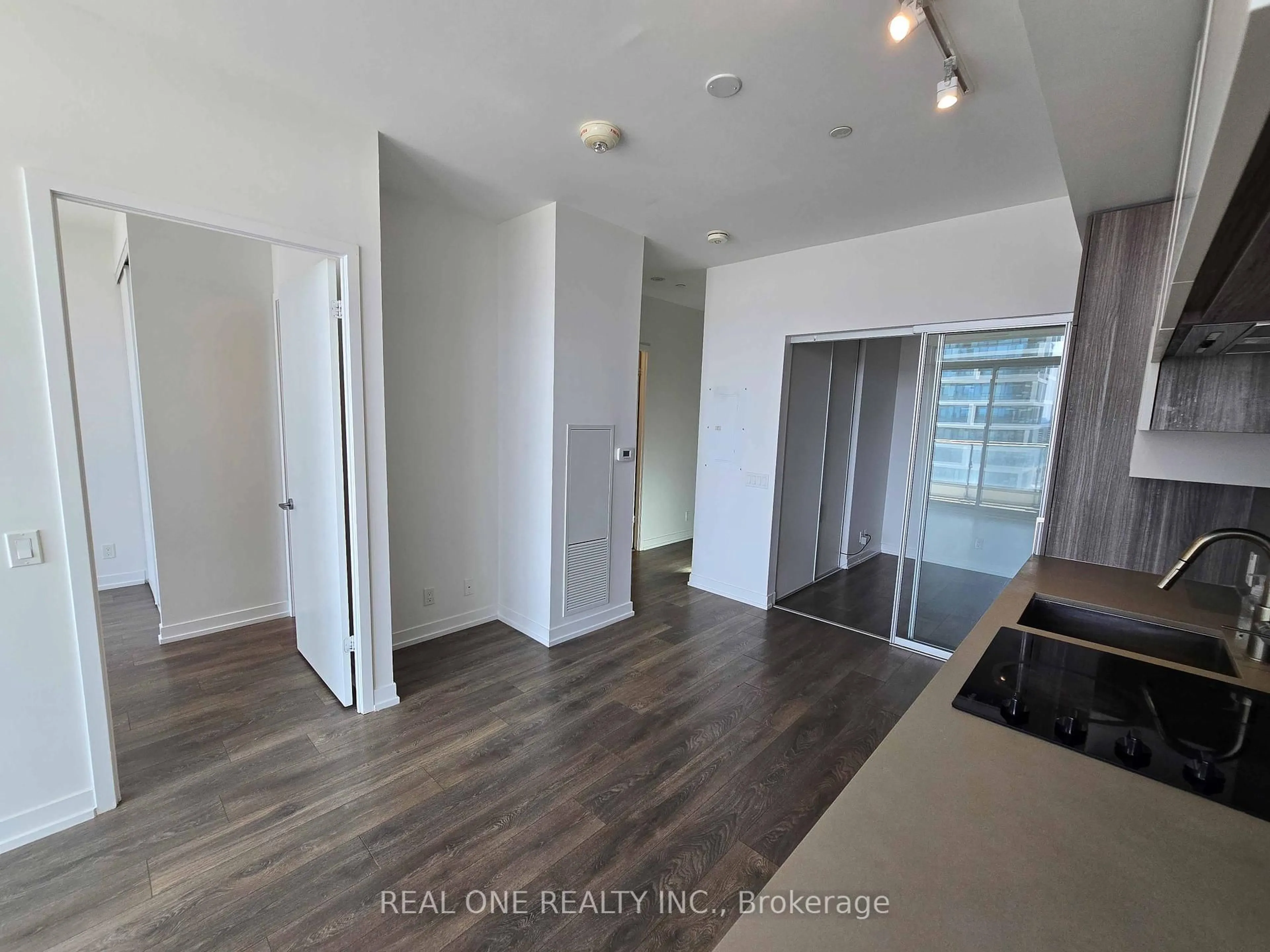 A pic of a room for 898 Portage Pkwy #2807, Vaughan Ontario L4K 0J6