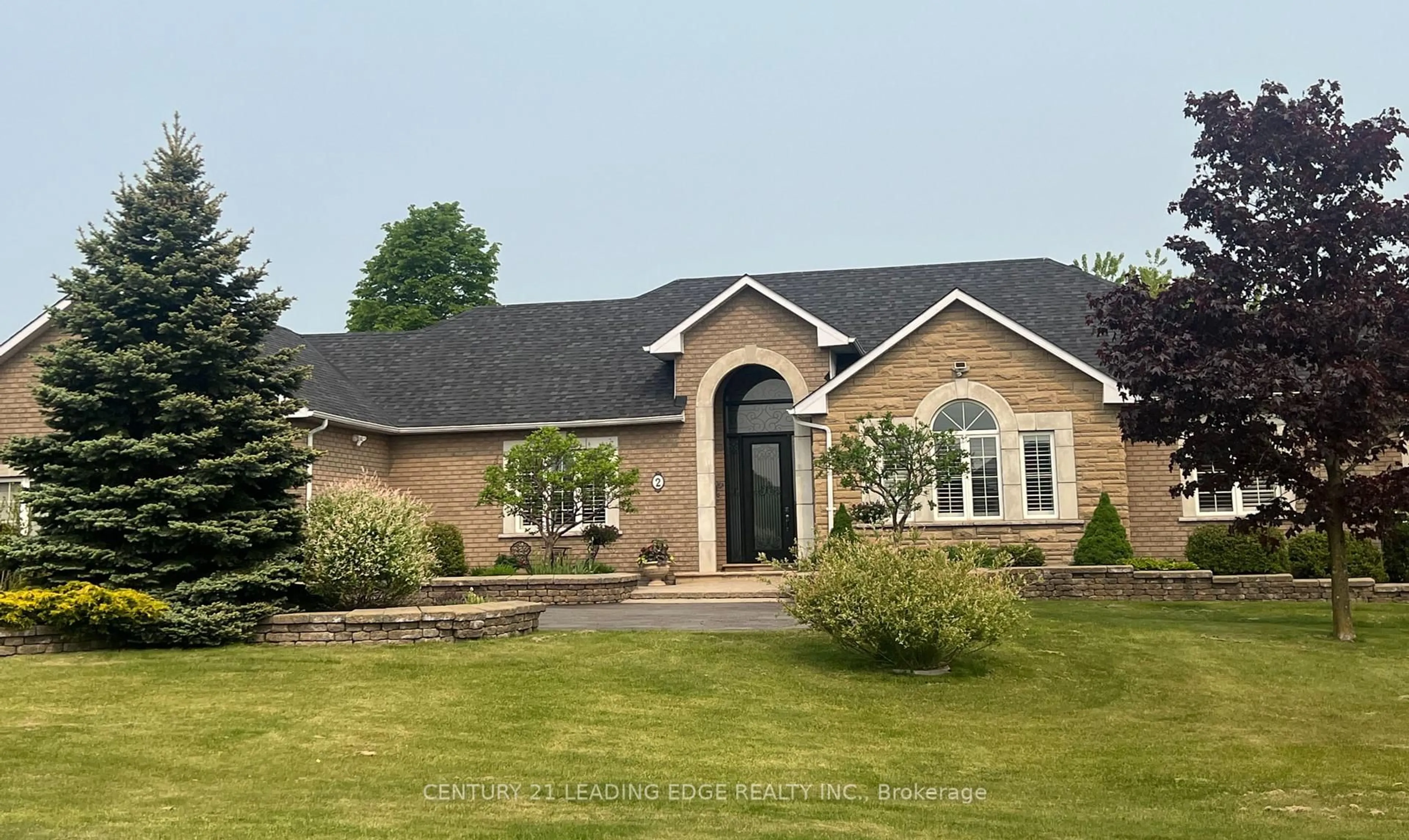 Home with brick exterior material, unknown for 2 Deer Ridge Rd, Uxbridge Ontario L0C 1A0