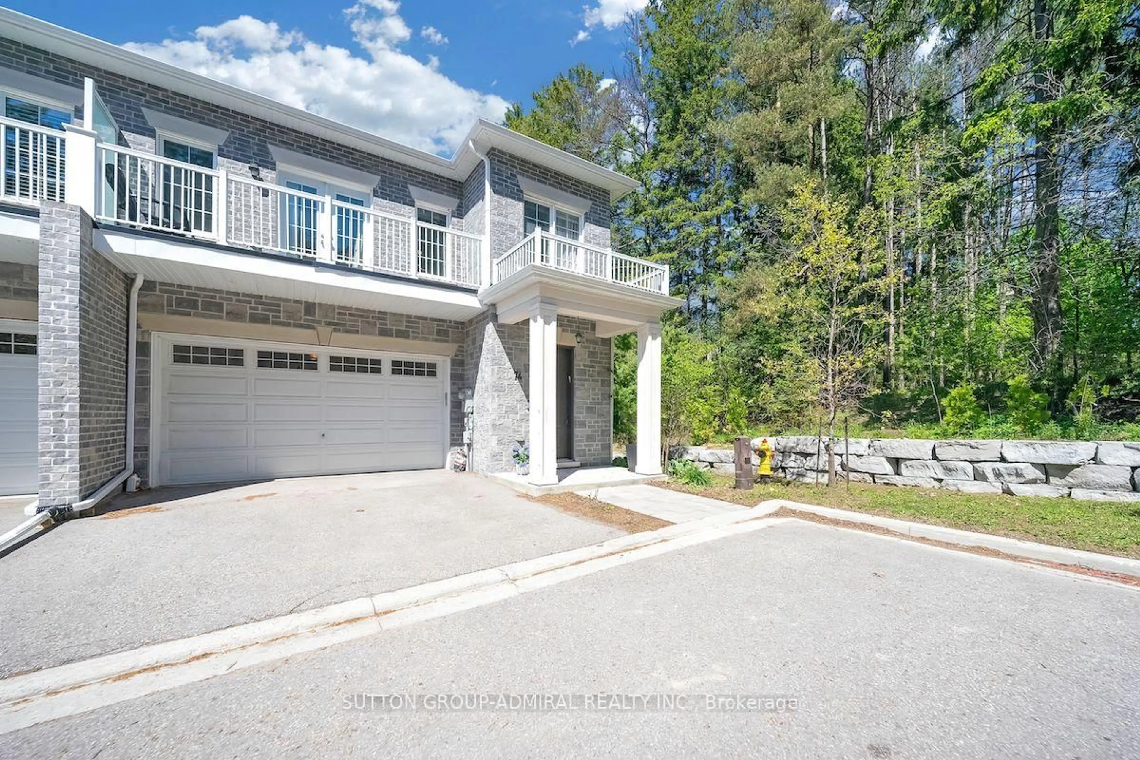 Unknown for 74 Old Bloomington Rd, Aurora Ontario L4G 0M2