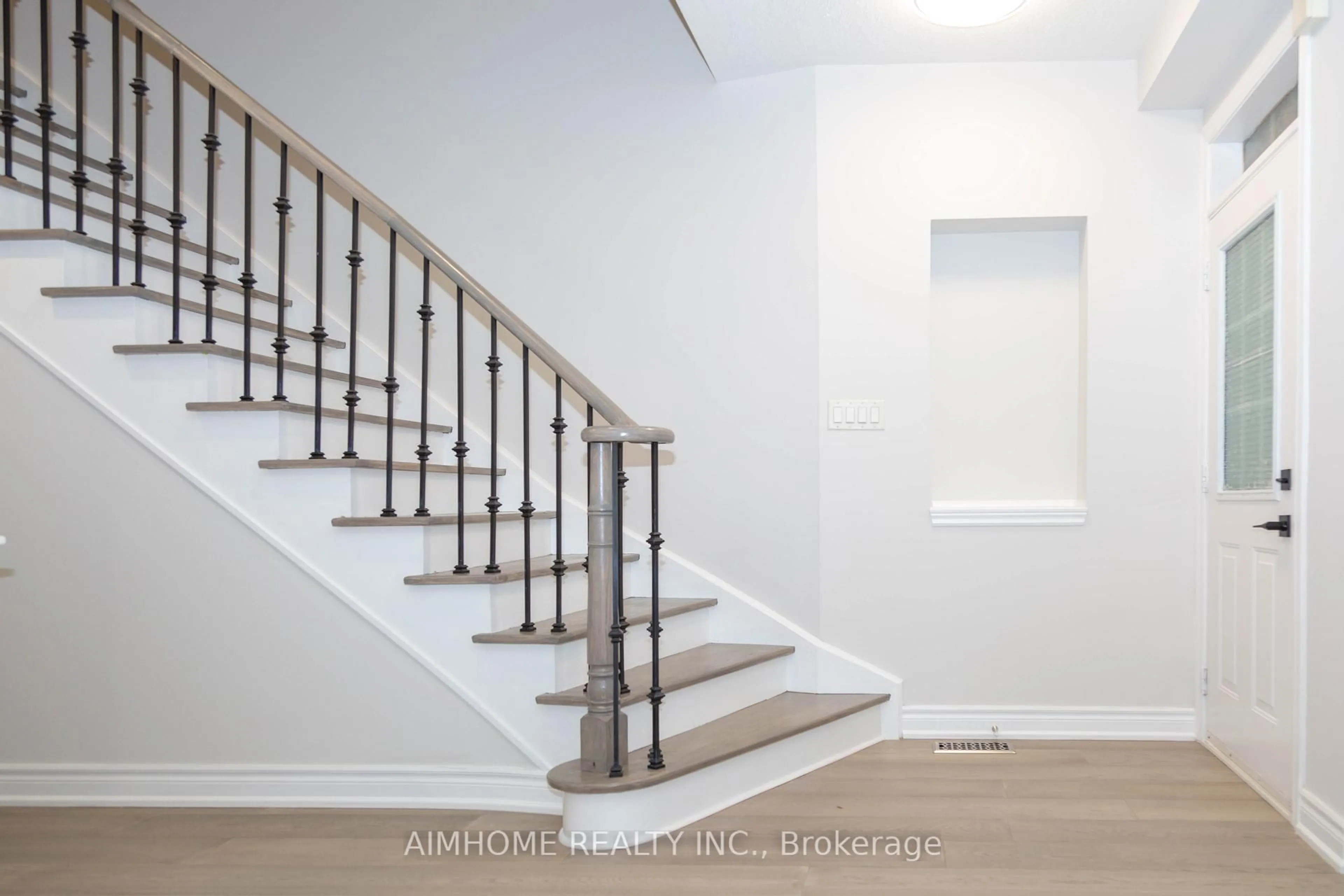 Stairs for 51 Brower Ave, Richmond Hill Ontario L4E 4Y5