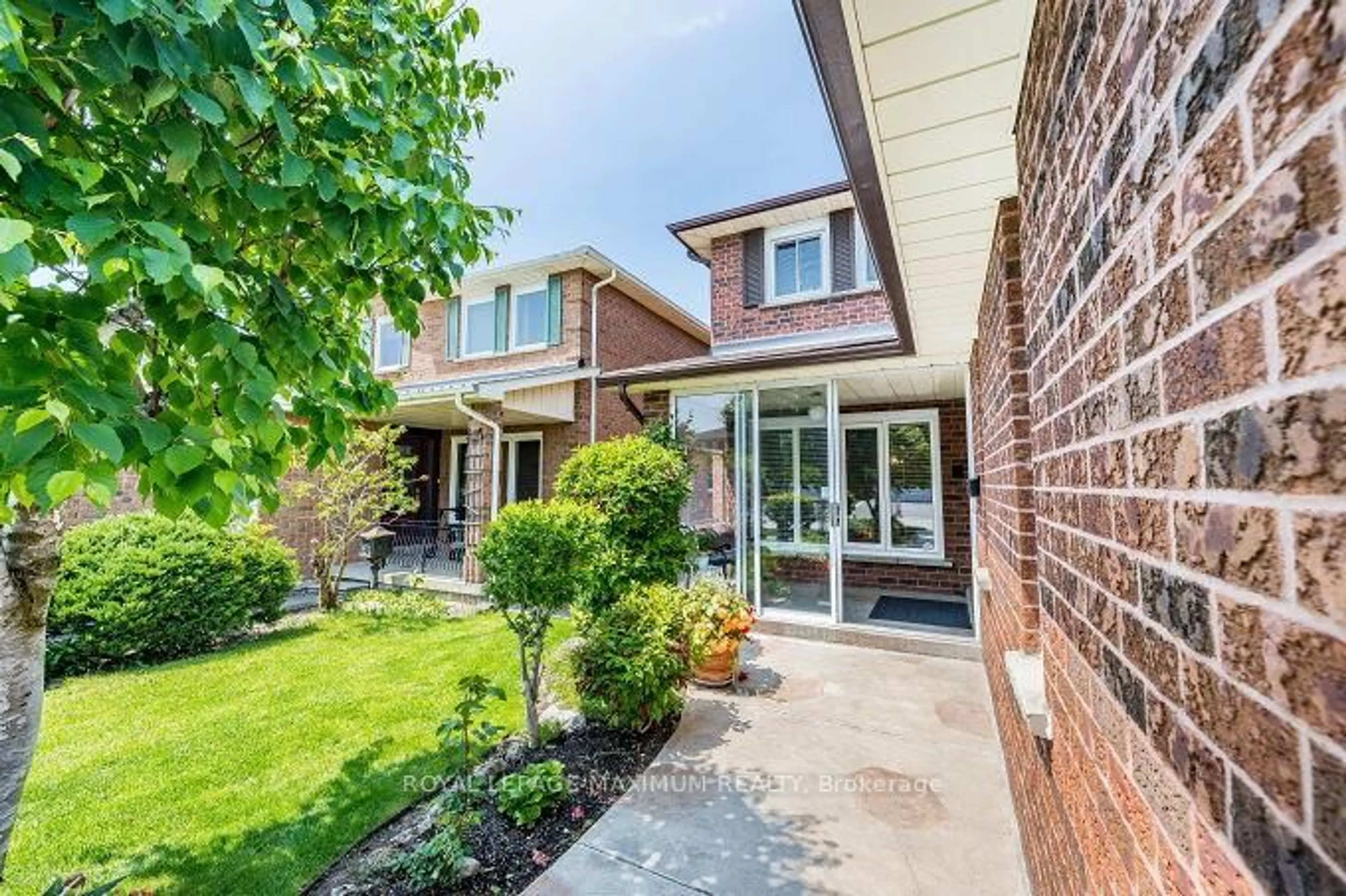 Home with brick exterior material, street for 131 Kaiser Dr, Vaughan Ontario L4L 3V4