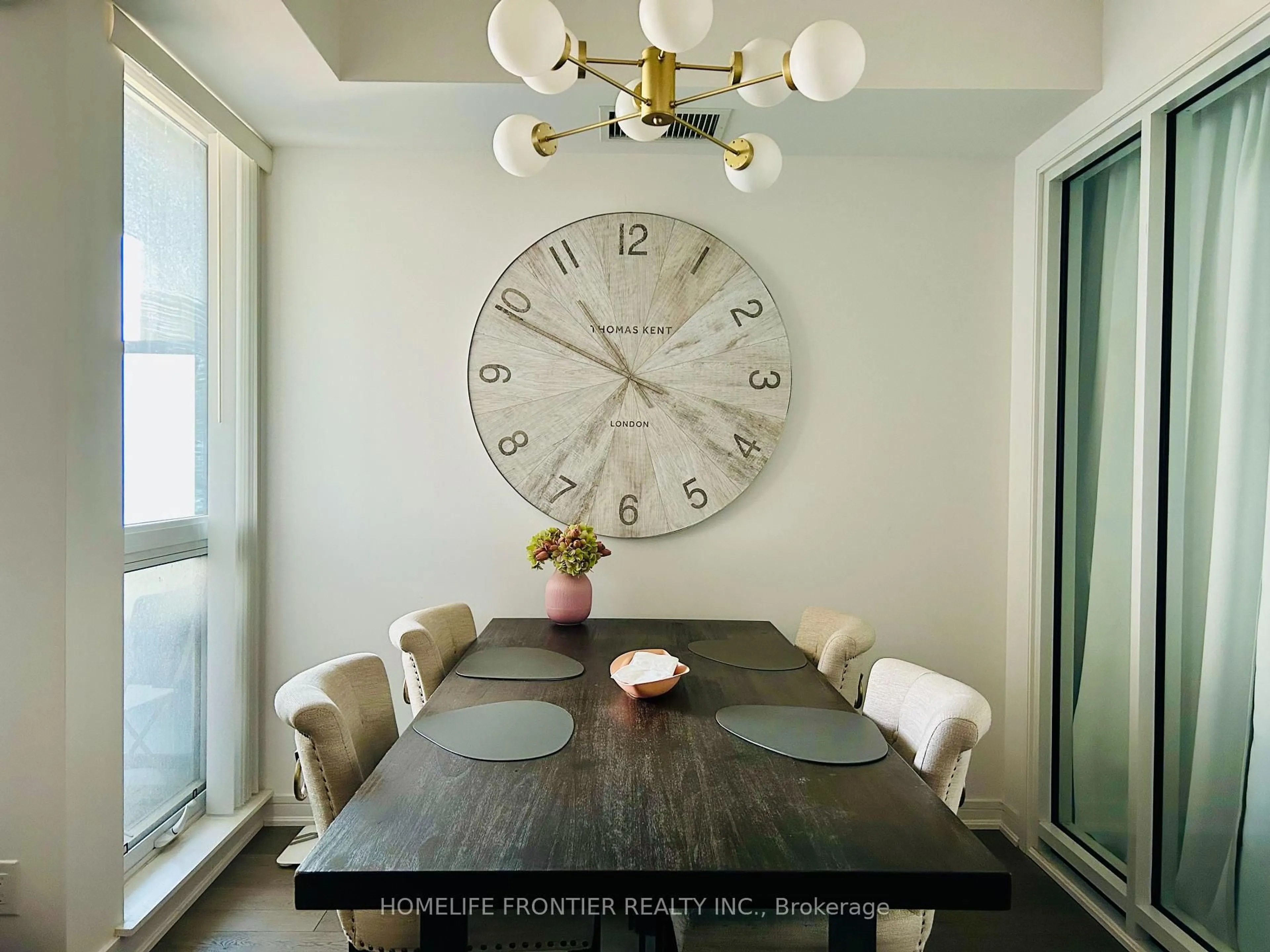 Dining room, unknown for 9205 Yonge St #701, Richmond Hill Ontario L4C 1V5