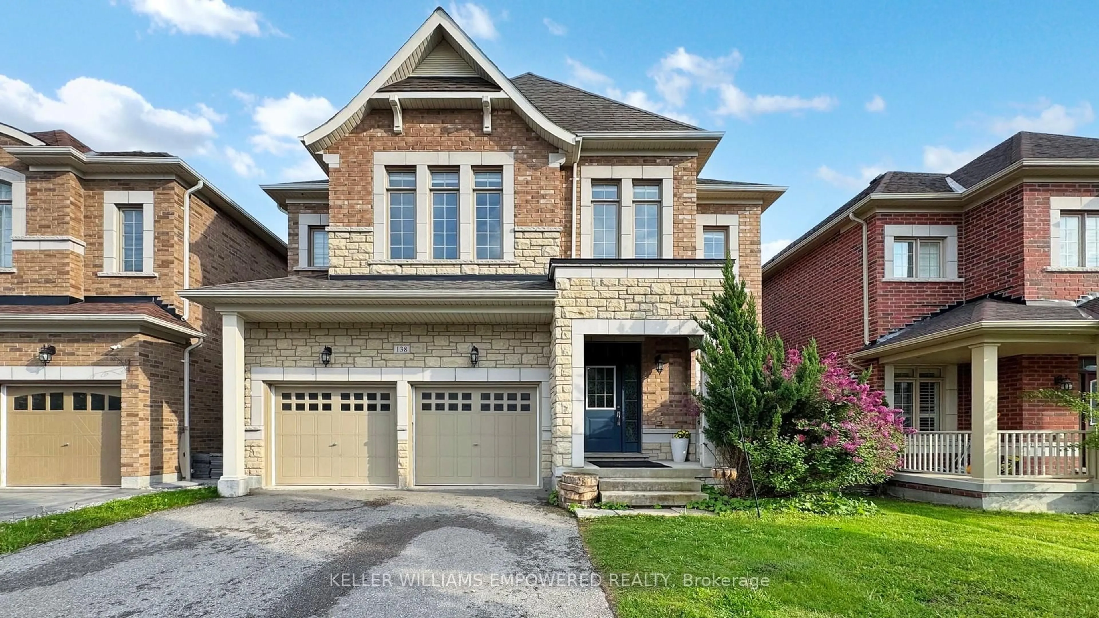 Home with brick exterior material, street for 138 Crane St, Aurora Ontario L4G 0W2