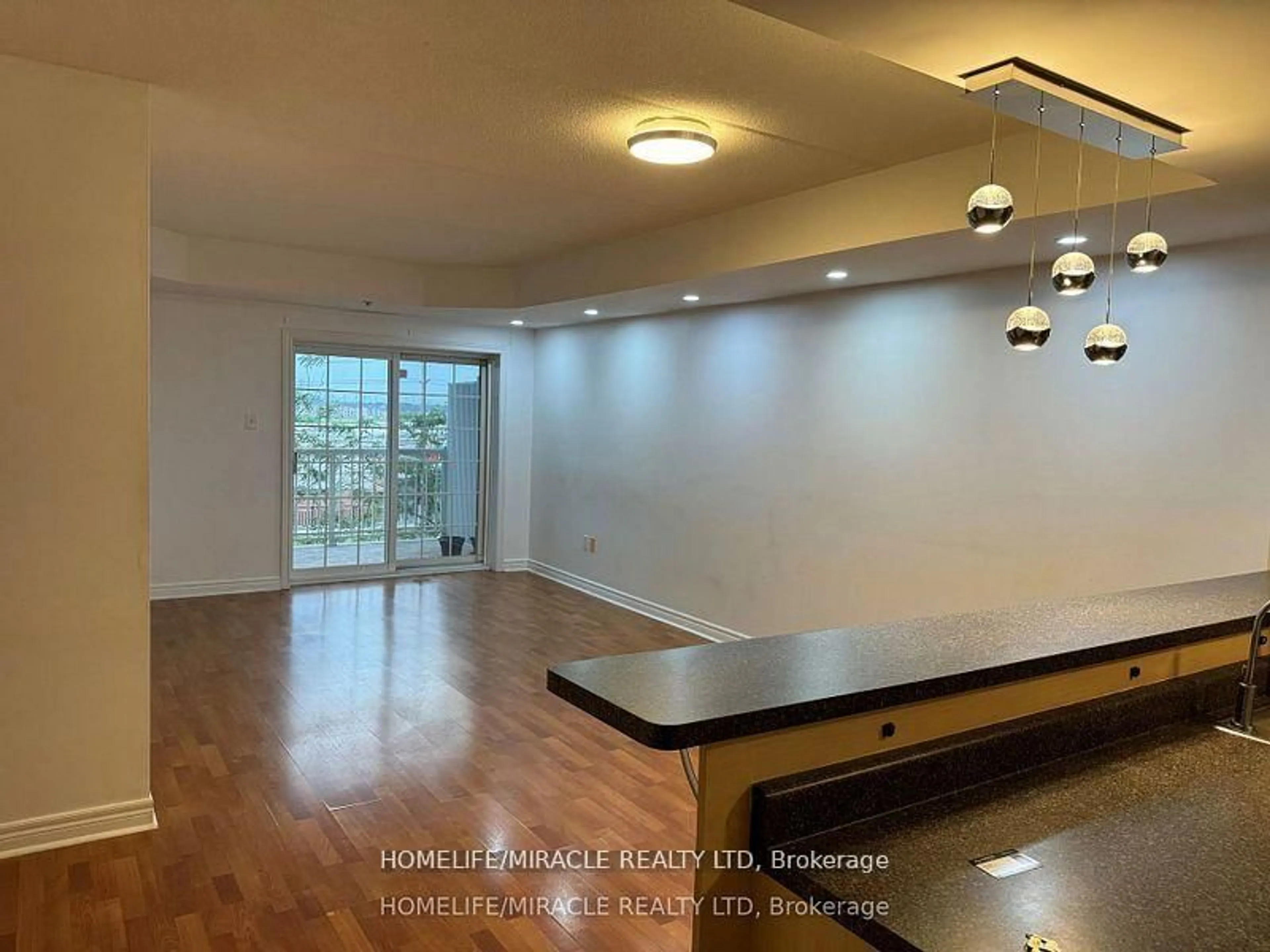 A pic of a room for 7428 Markham Rd #312, Markham Ontario L3S 4V6
