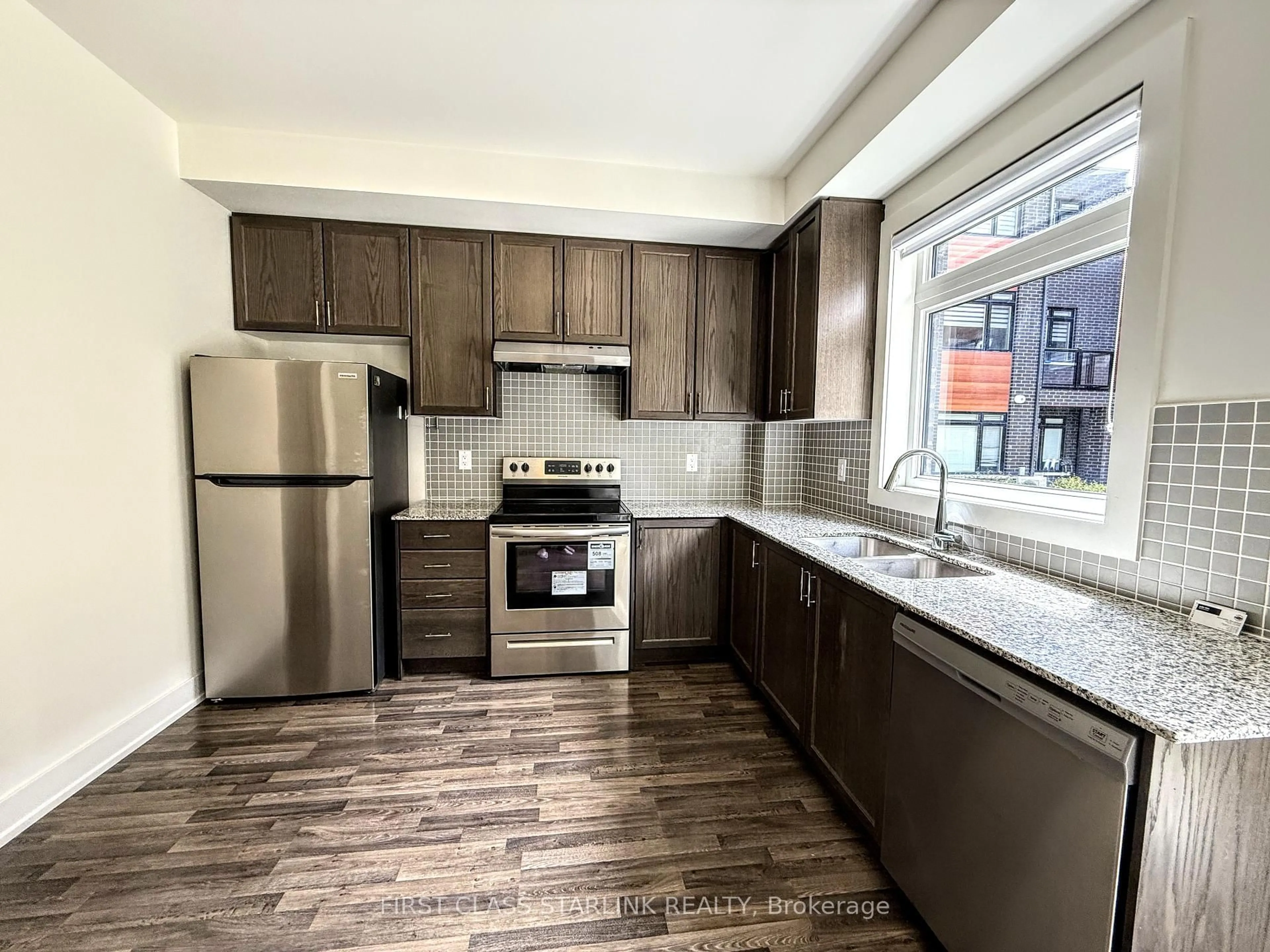 Open concept kitchen, unknown for 370C Red Maple Rd #69, Richmond Hill Ontario L4C 6P5
