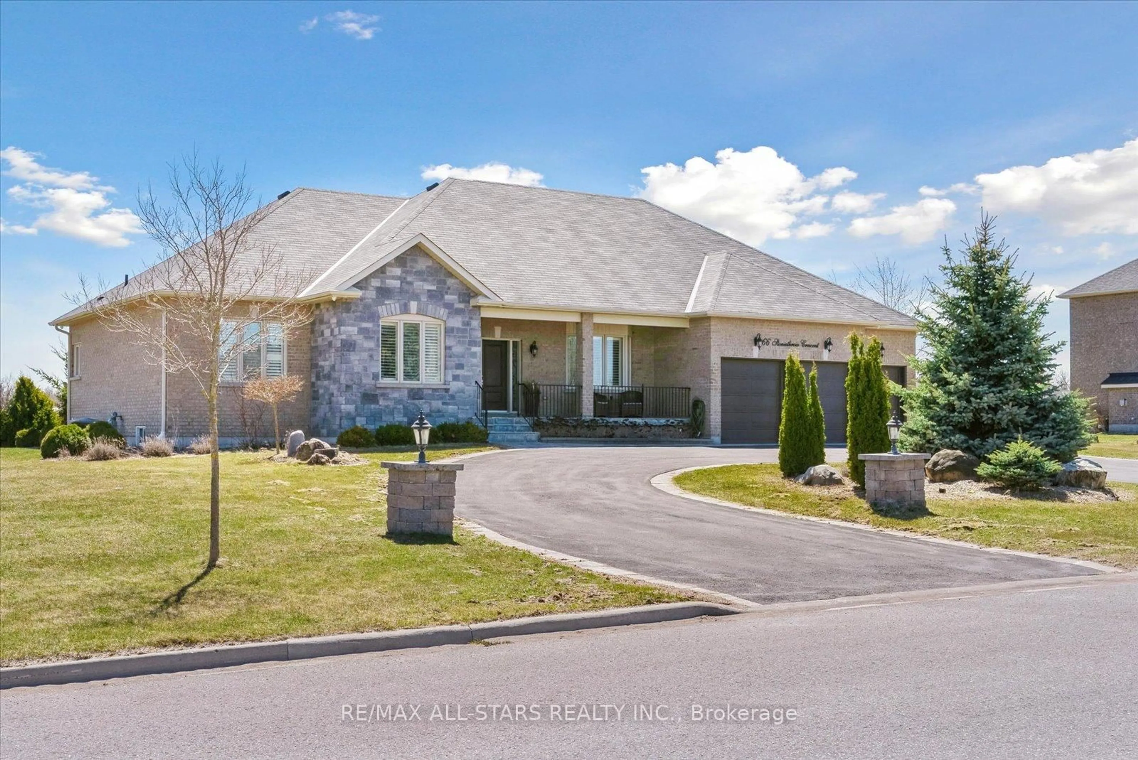 Home with brick exterior material, street for 66 Stonesthrow Cres, Uxbridge Ontario L0C 1A0