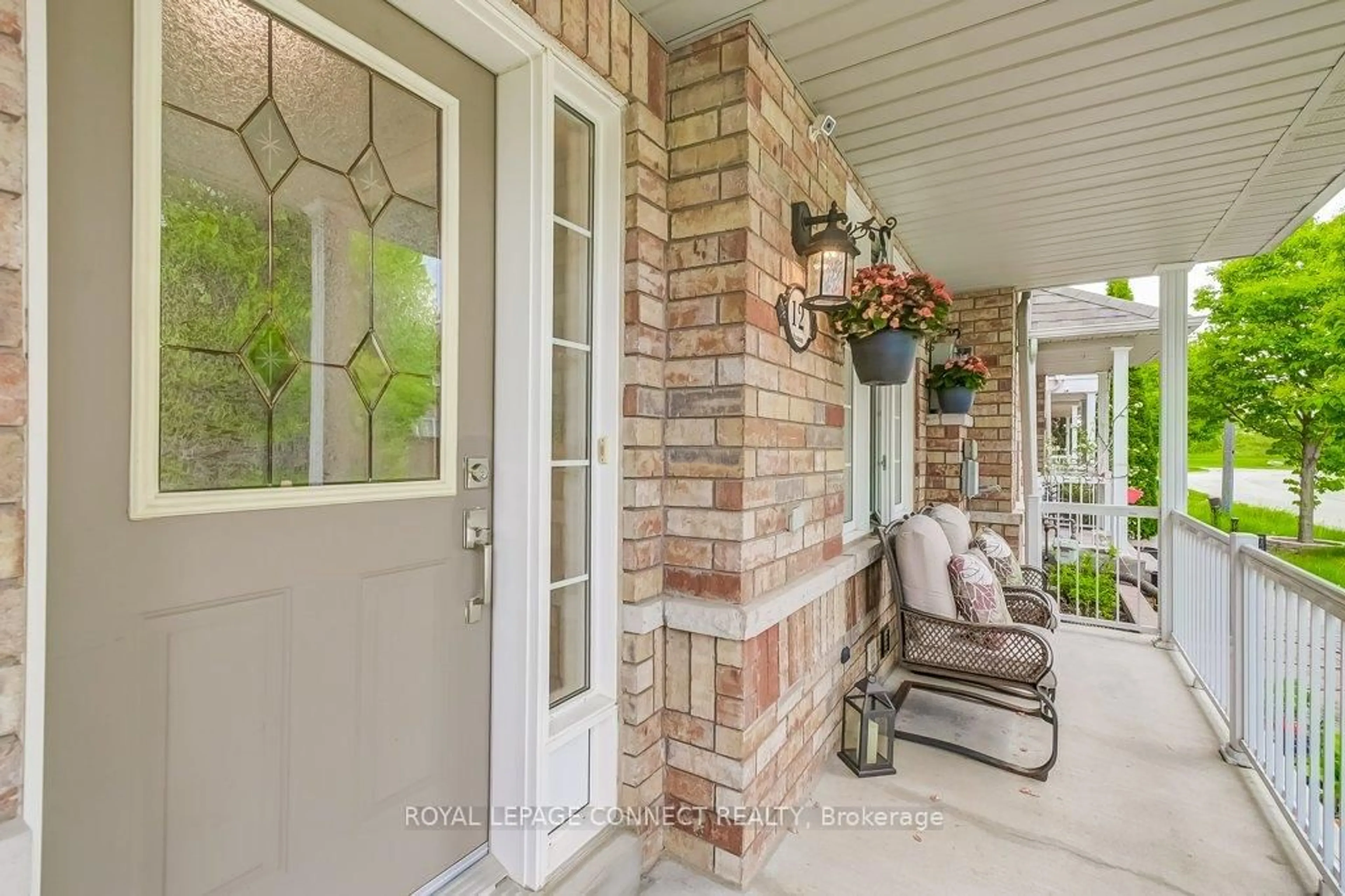 Indoor entryway for 12 Harry Blaylock Dr, Markham Ontario L6E 1W7