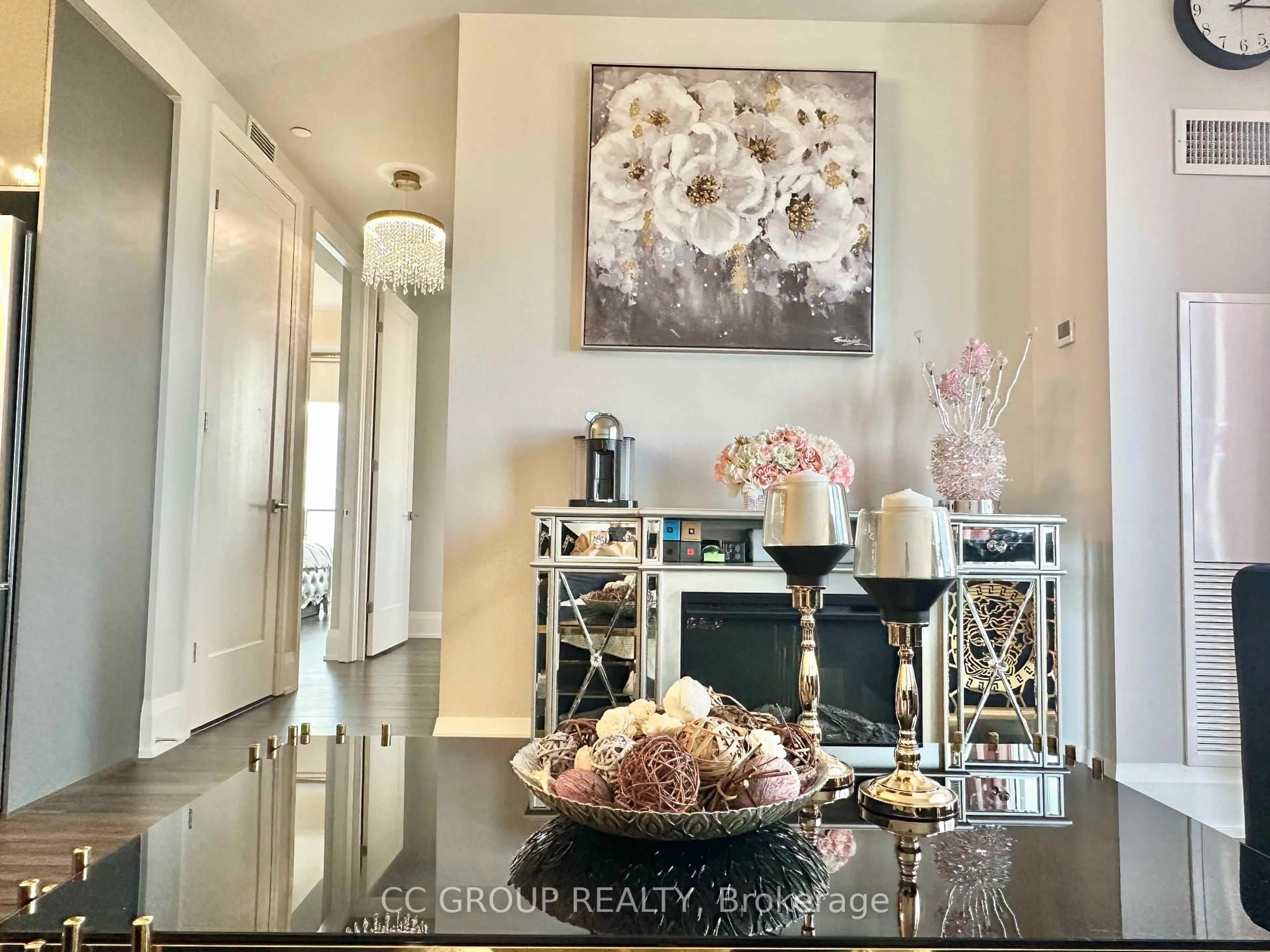Indoor entryway for 12 Gandhi Lane #3808, Markham Ontario L3T 0G8