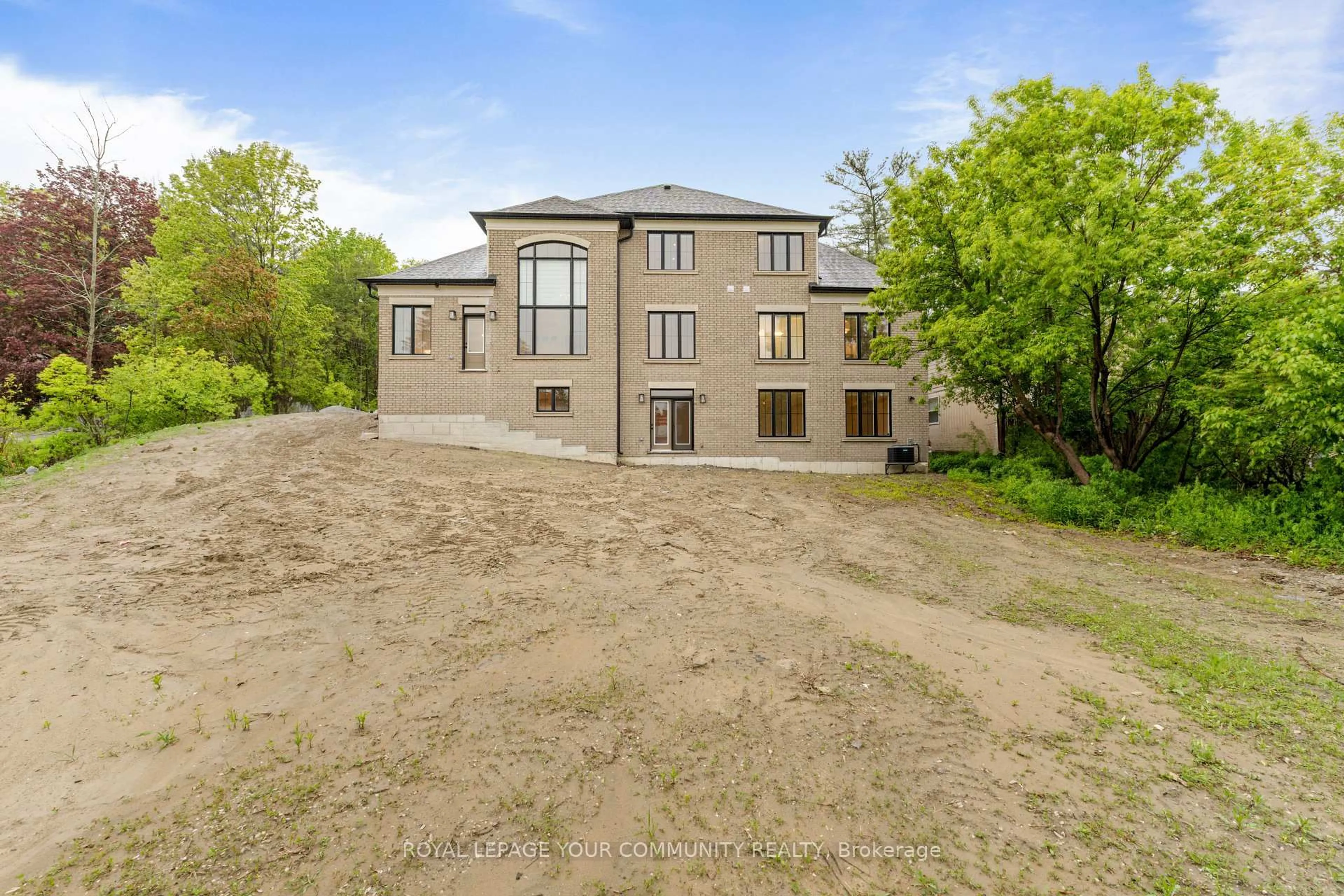 A pic from outside/outdoor area/front of a property/back of a property/a pic from drone, building for Lot 11 Phila Lane, Aurora Ontario L4G 4A1