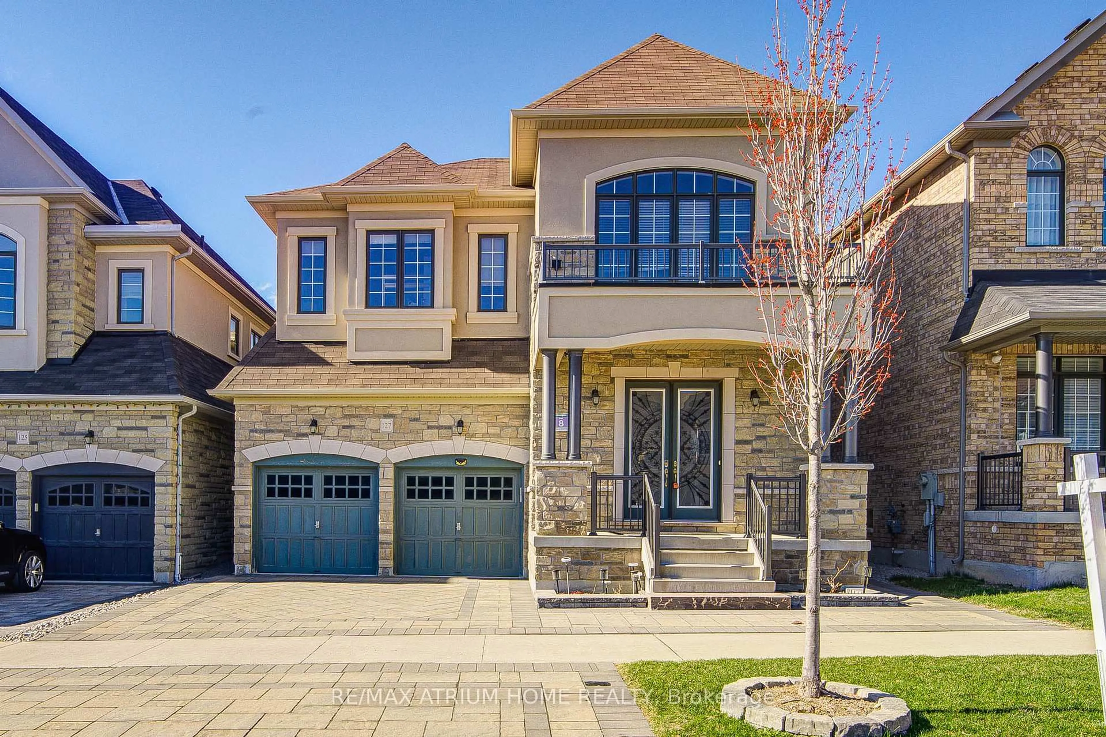 Home with brick exterior material, street for 127 Maple Ridge Cres, Markham Ontario L6E 1T9