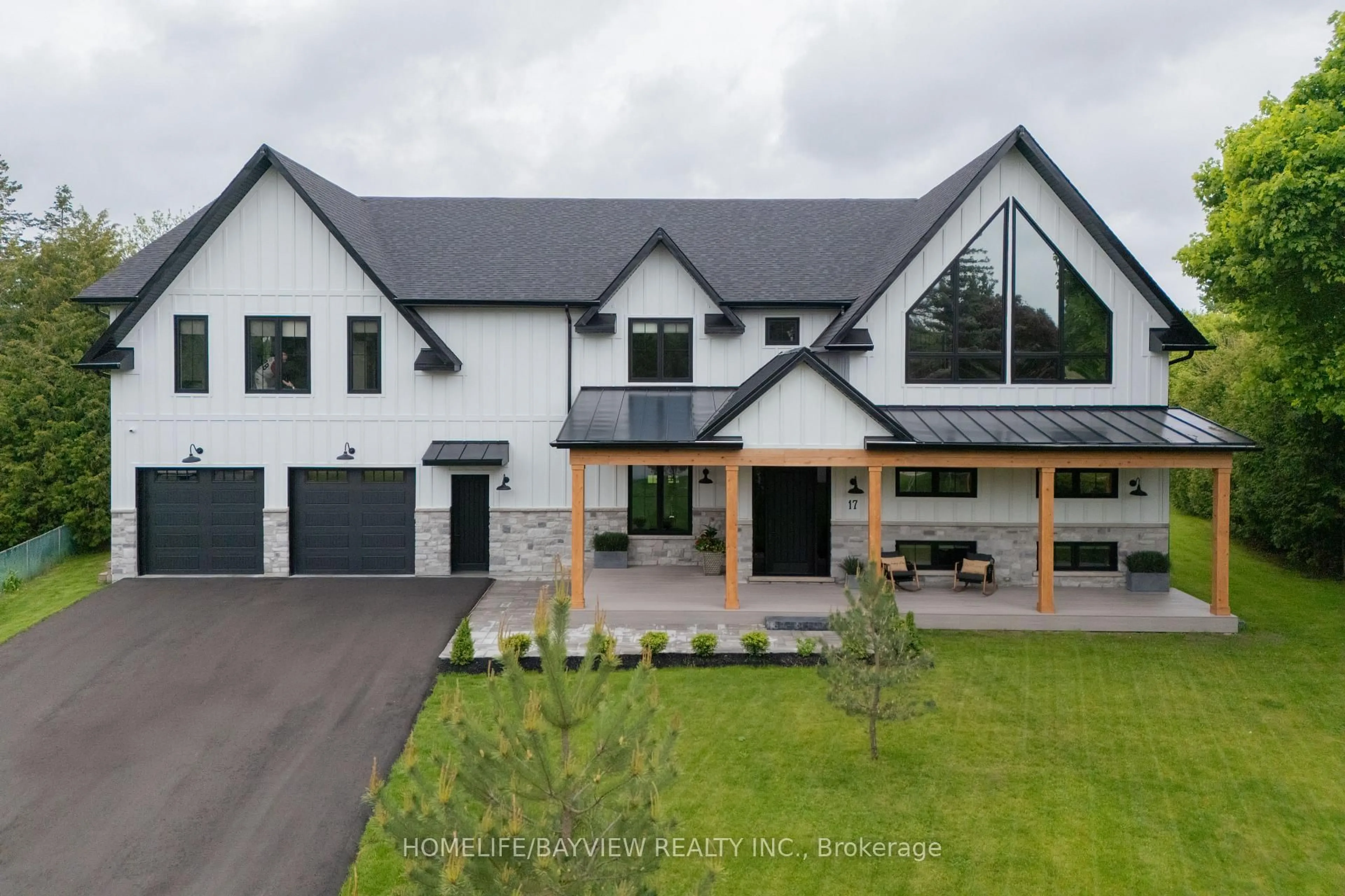 A pic from outside/outdoor area/front of a property/back of a property/a pic from drone, unknown for 17 Jasmine Cres, Whitchurch-Stouffville Ontario L4A 3H4