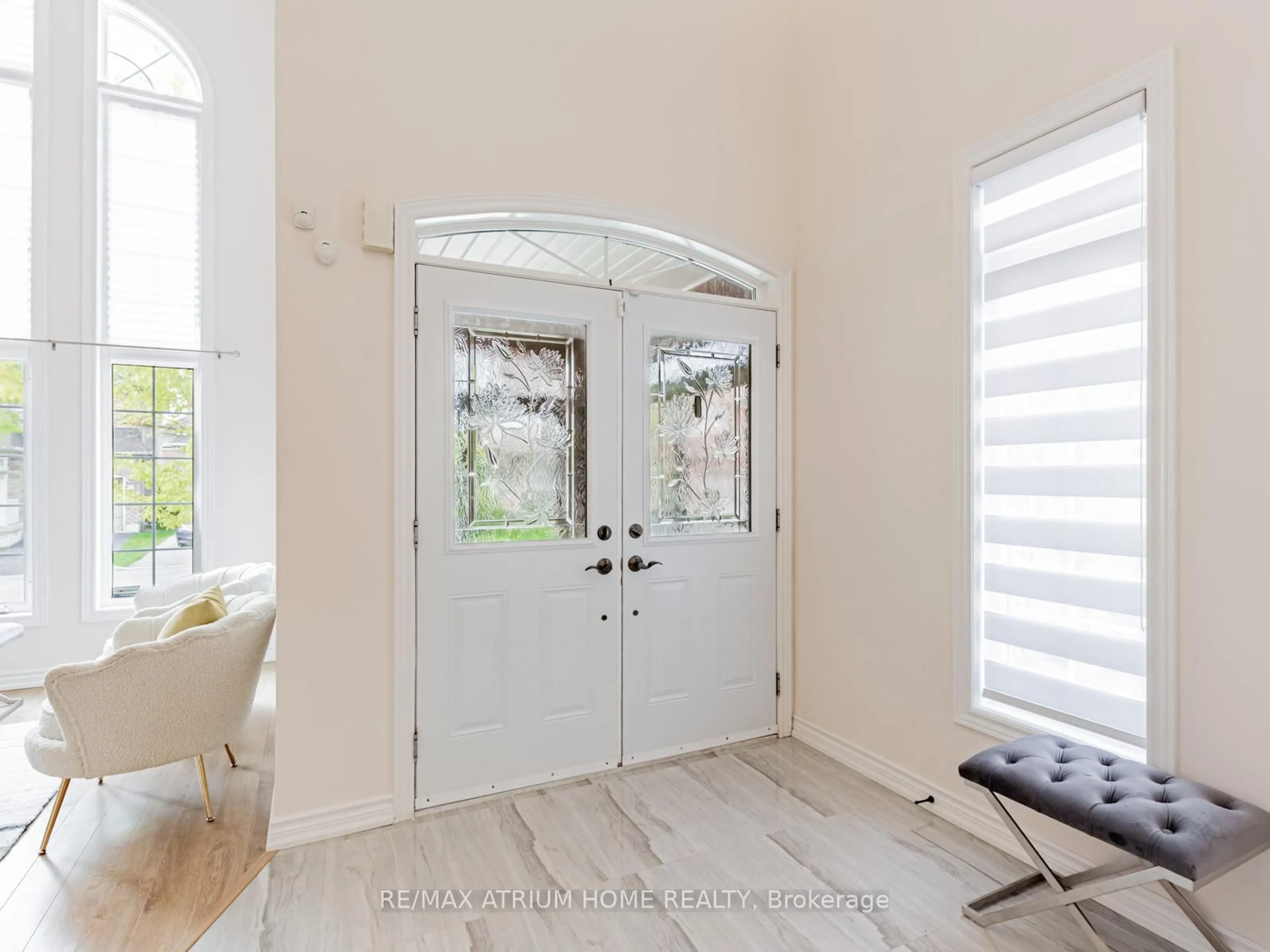 Indoor entryway for 15 Pinecrest St, Markham Ontario L6E 1C7