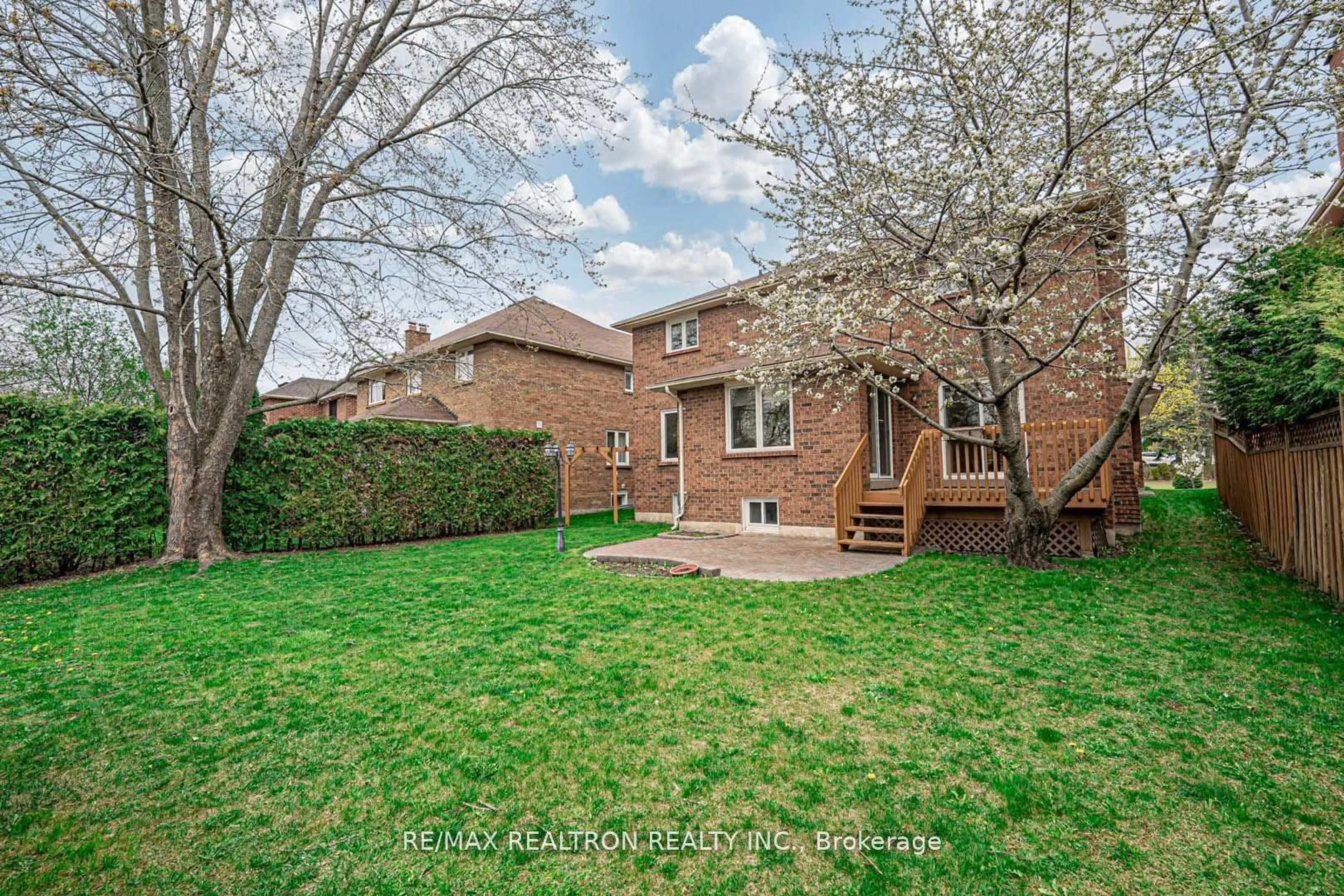 Home with brick exterior material, street for 53 Leighland Dr, Markham Ontario L3R 7R8
