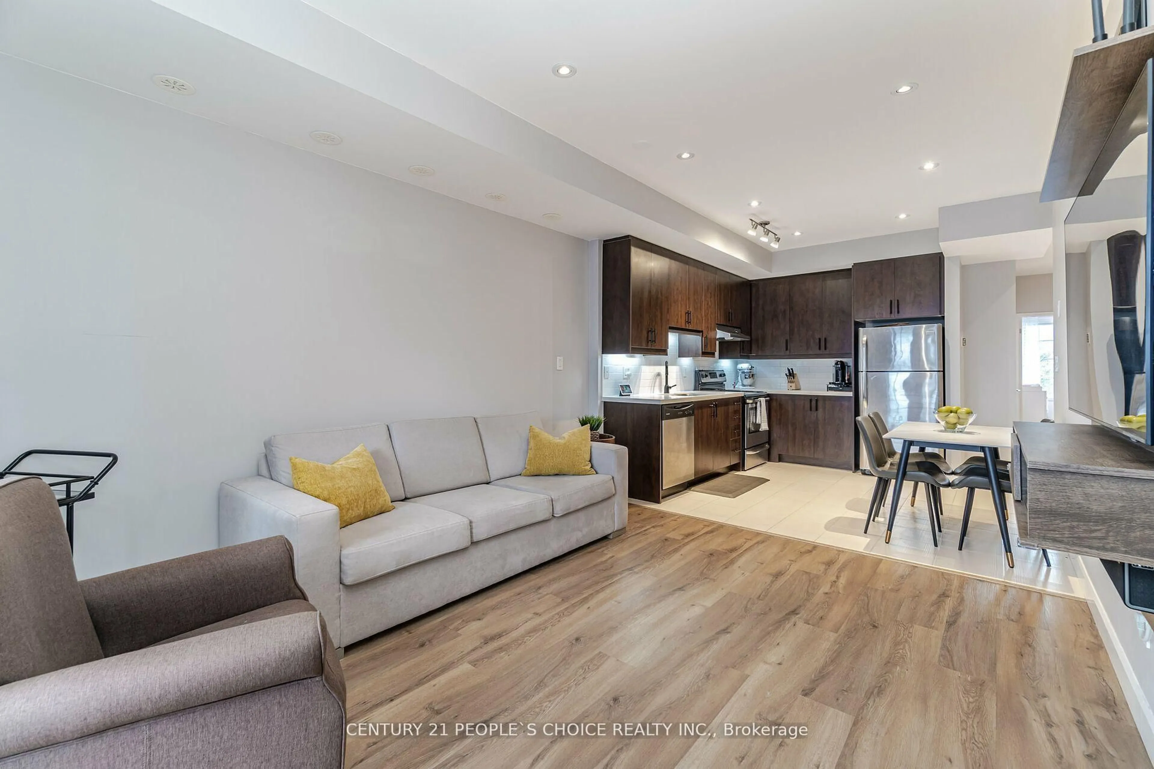 Open concept kitchen, wood/laminate floor for 26 Bruce St #D12, Vaughan Ontario L4L 0H4