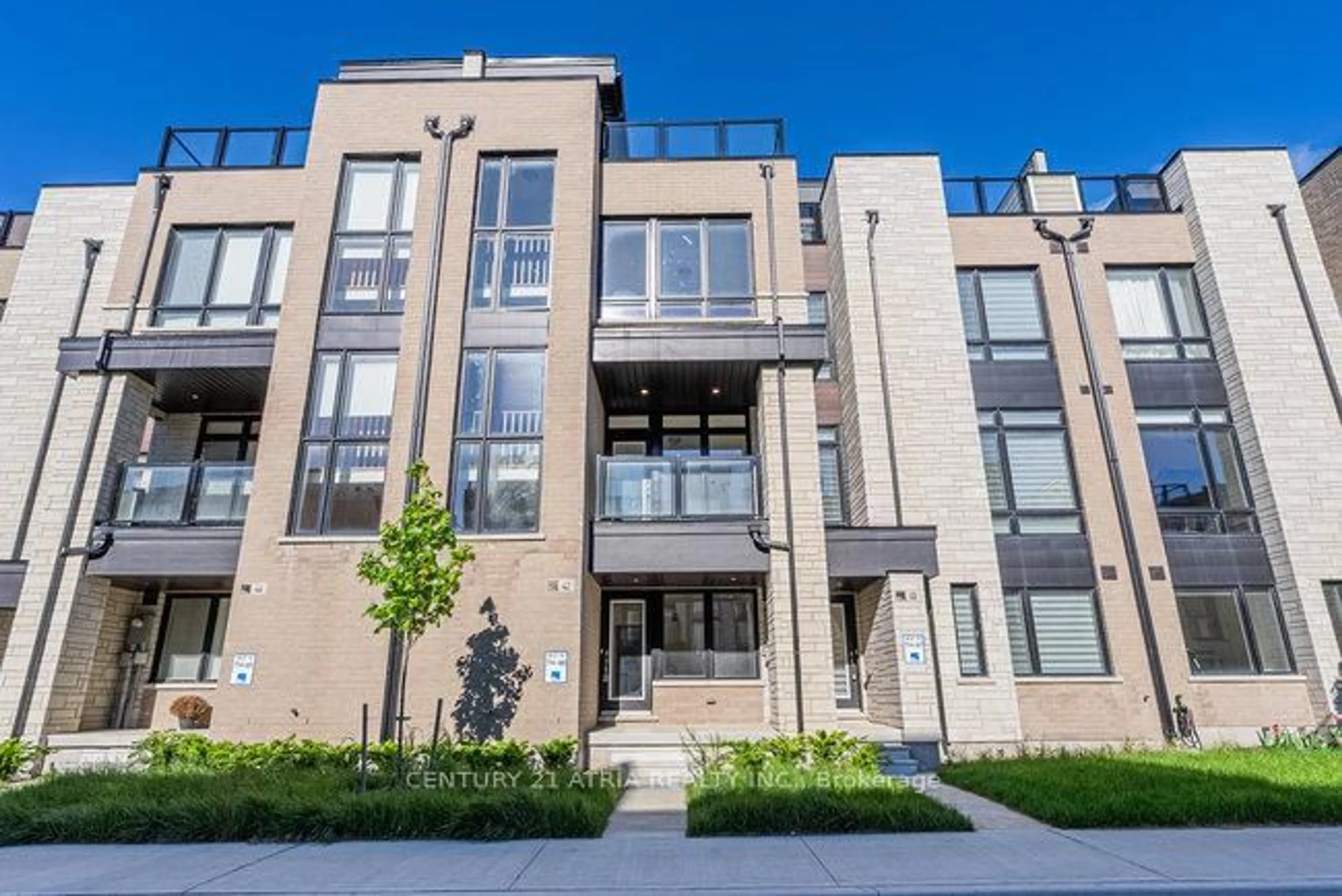 Home with brick exterior material, street for 42 Ingersoll Lane, Richmond Hill Ontario L4E 1G9
