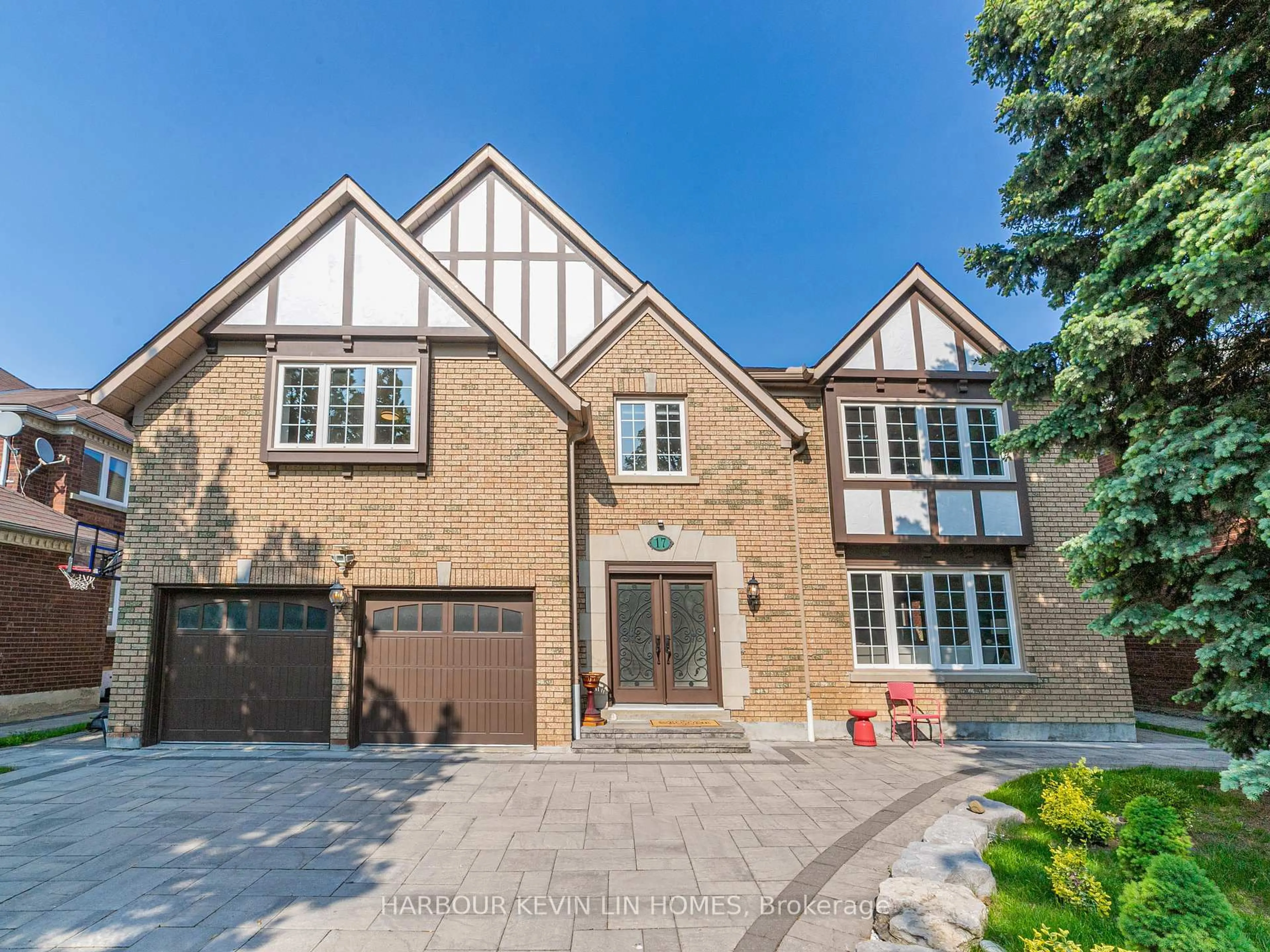 Home with brick exterior material, street for 17 Dalewood Dr, Richmond Hill Ontario L4B 3C3