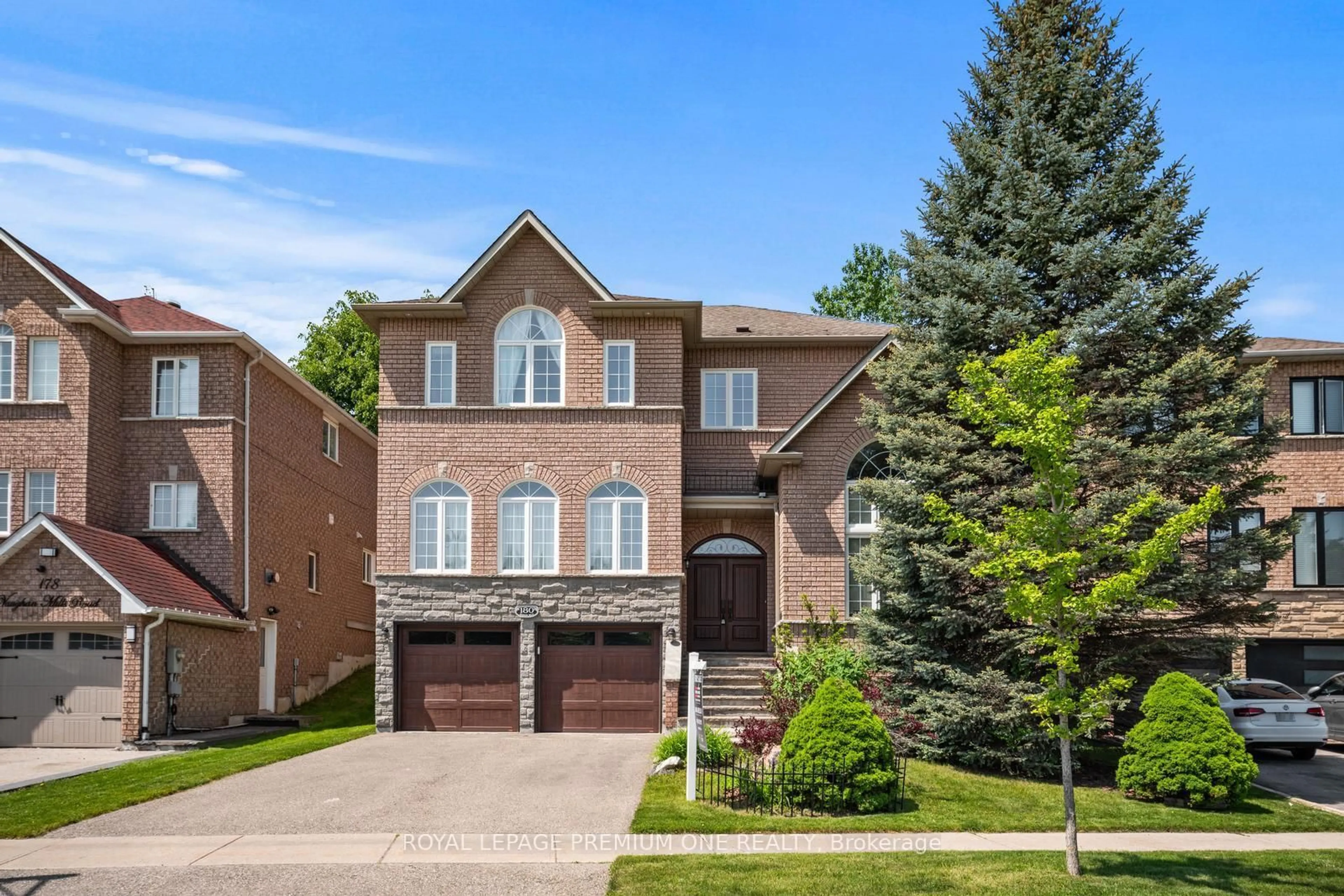 Home with brick exterior material, street for 180 Vaughan Mills Rd, Vaughan Ontario L4H 1K2