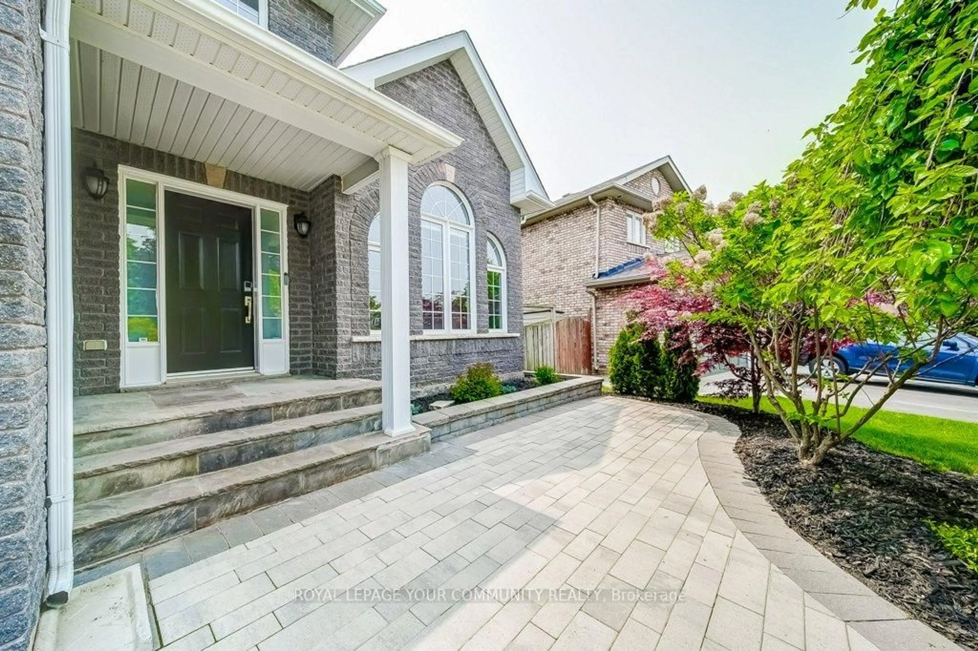 Home with brick exterior material, street for 96 Kerfoot Cres, Georgina Ontario L4P 4B6