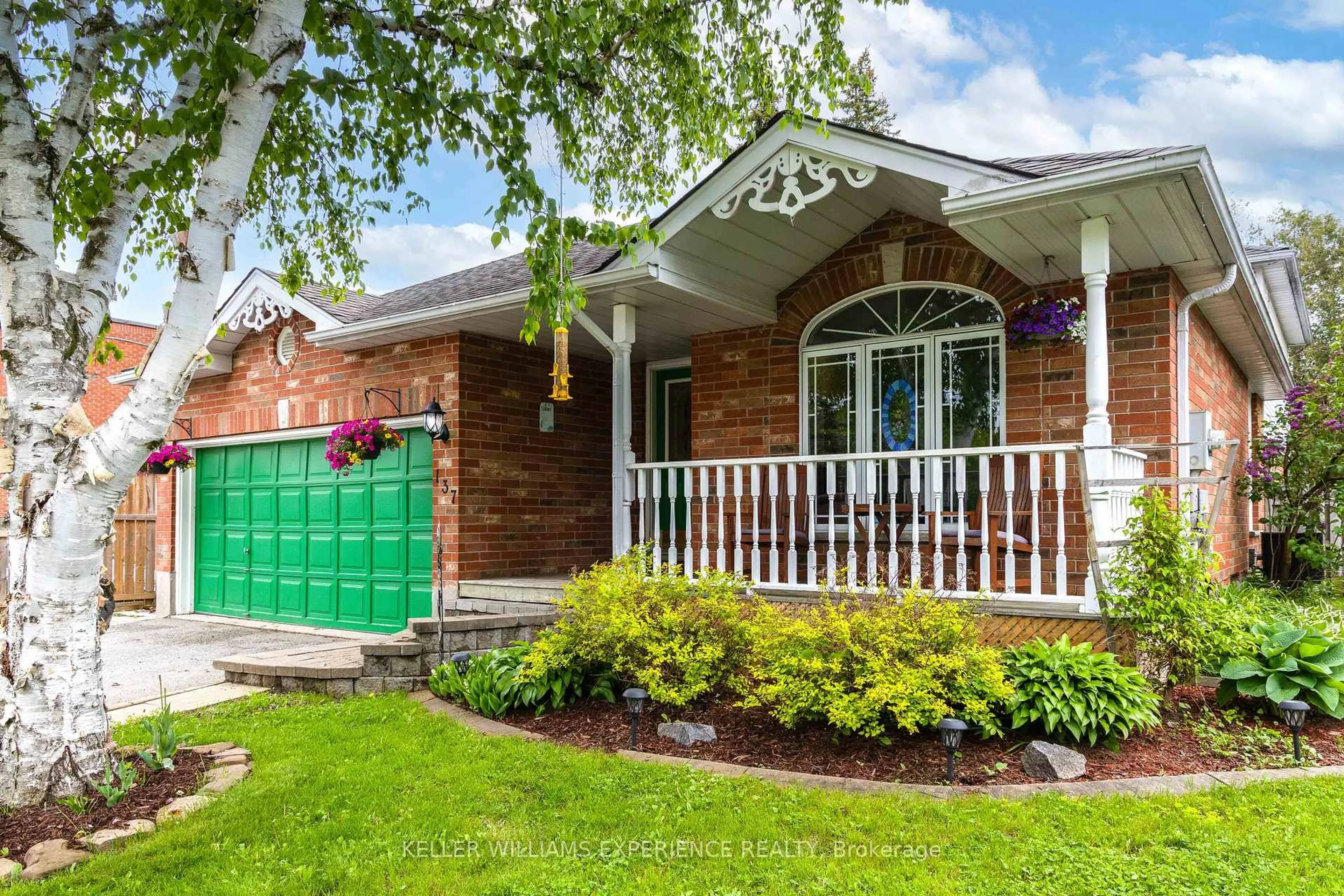 Home with brick exterior material, street for 137 Queen St, New Tecumseth Ontario L9R 1K4