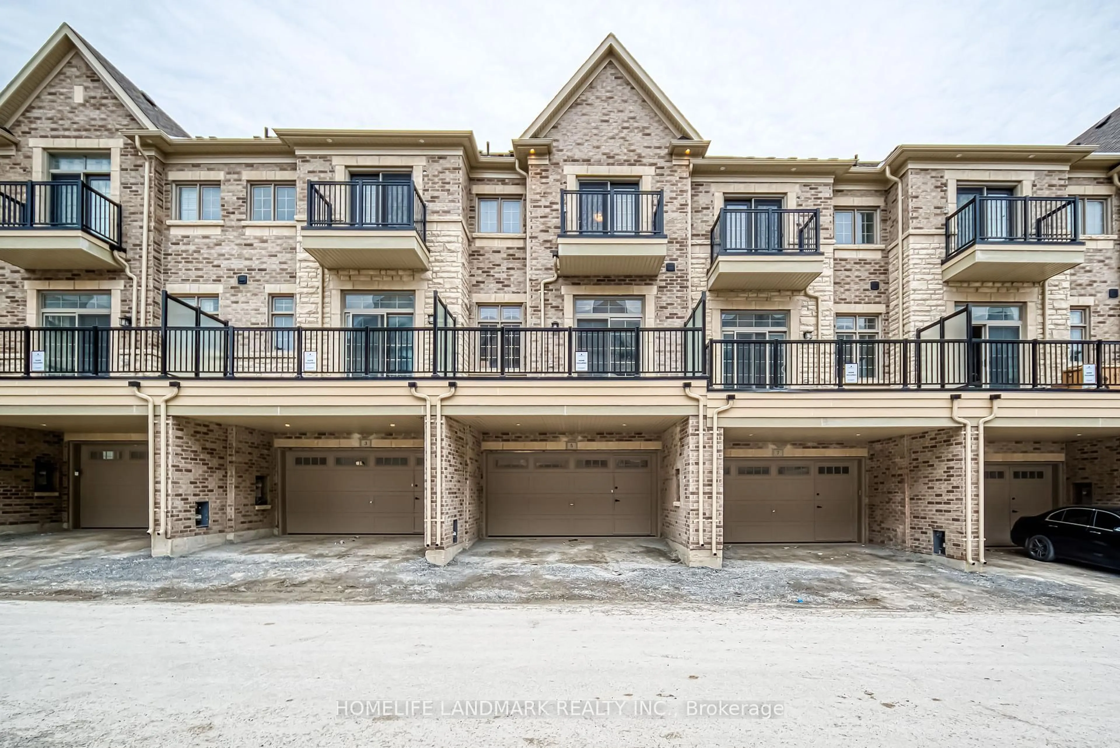 Unknown for 5 Silvermills Lane, Markham Ontario L6C 3L5