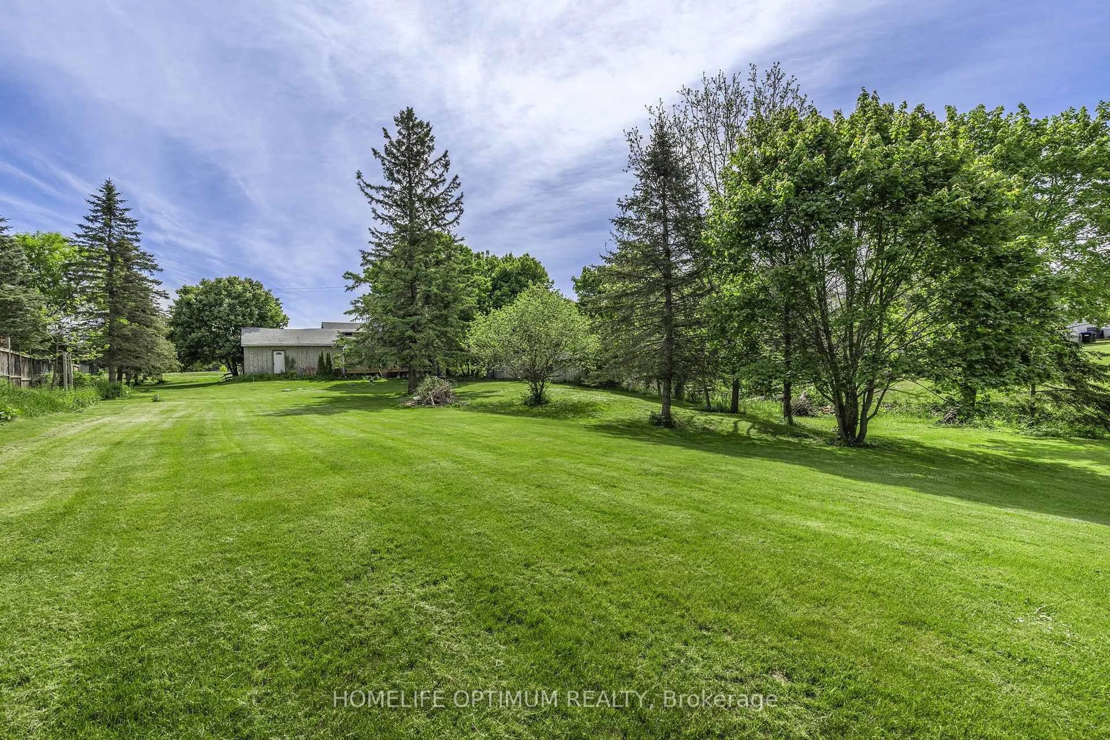 A pic from outside/outdoor area/front of a property/back of a property/a pic from drone, water/lake/river/ocean view for 209 Barrie St, Essa Ontario L0L 2N0