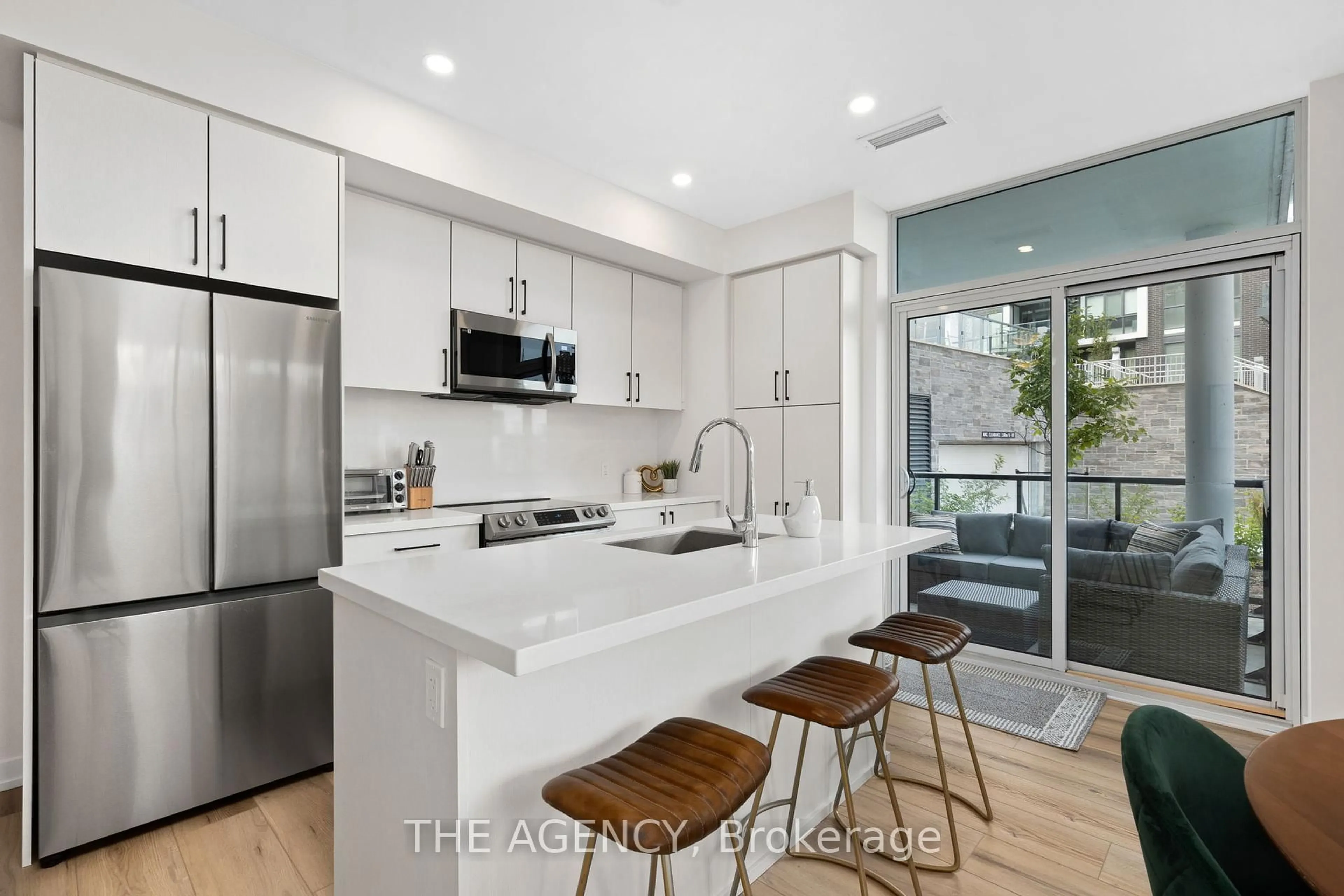 Open concept kitchen, unknown for 415 Sea Ray Ave #G36, Innisfil Ontario L9S 0R5